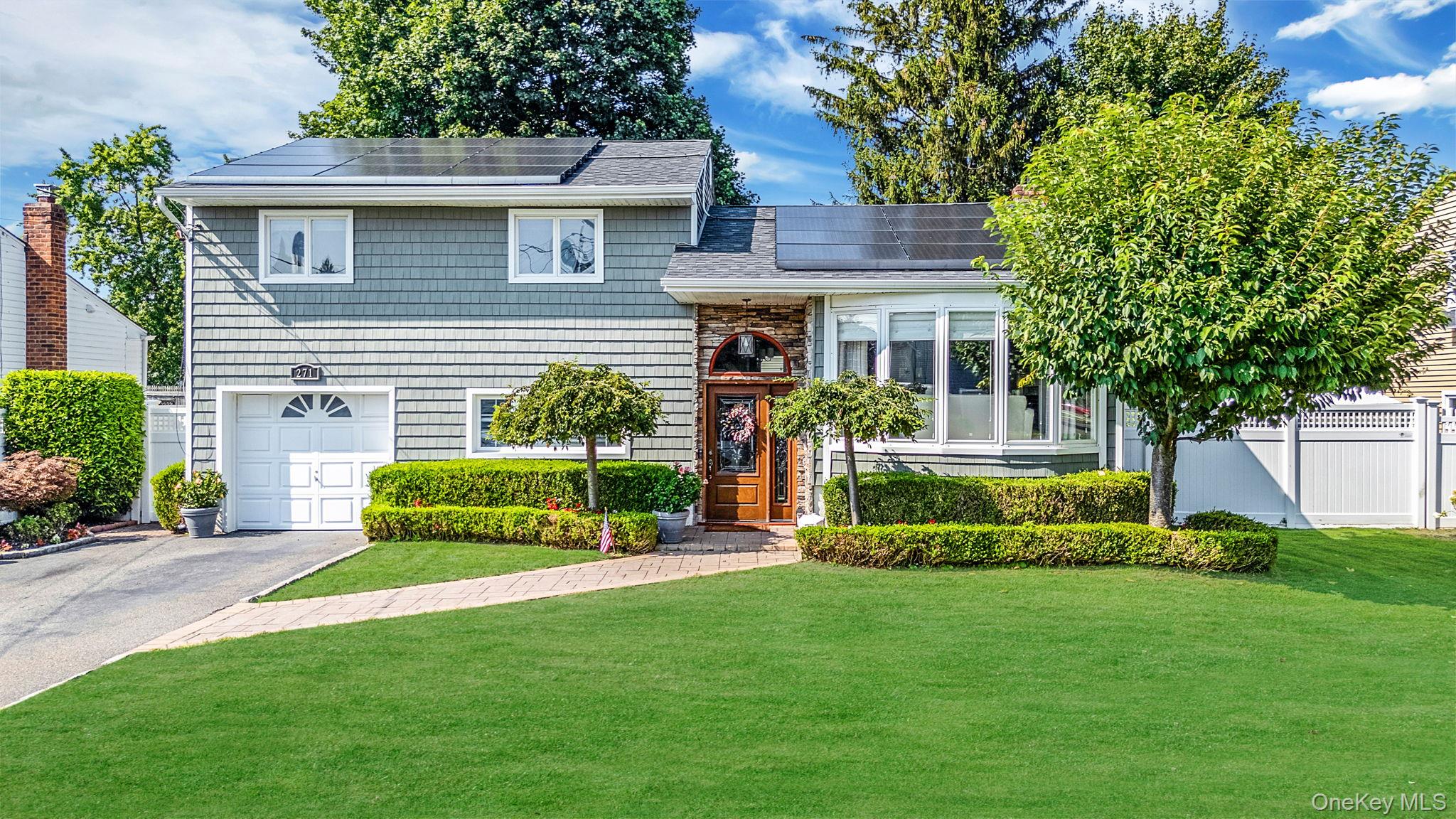 #1 photo, 271 N. Kentucky Avenue, Massapequa , NY 11758