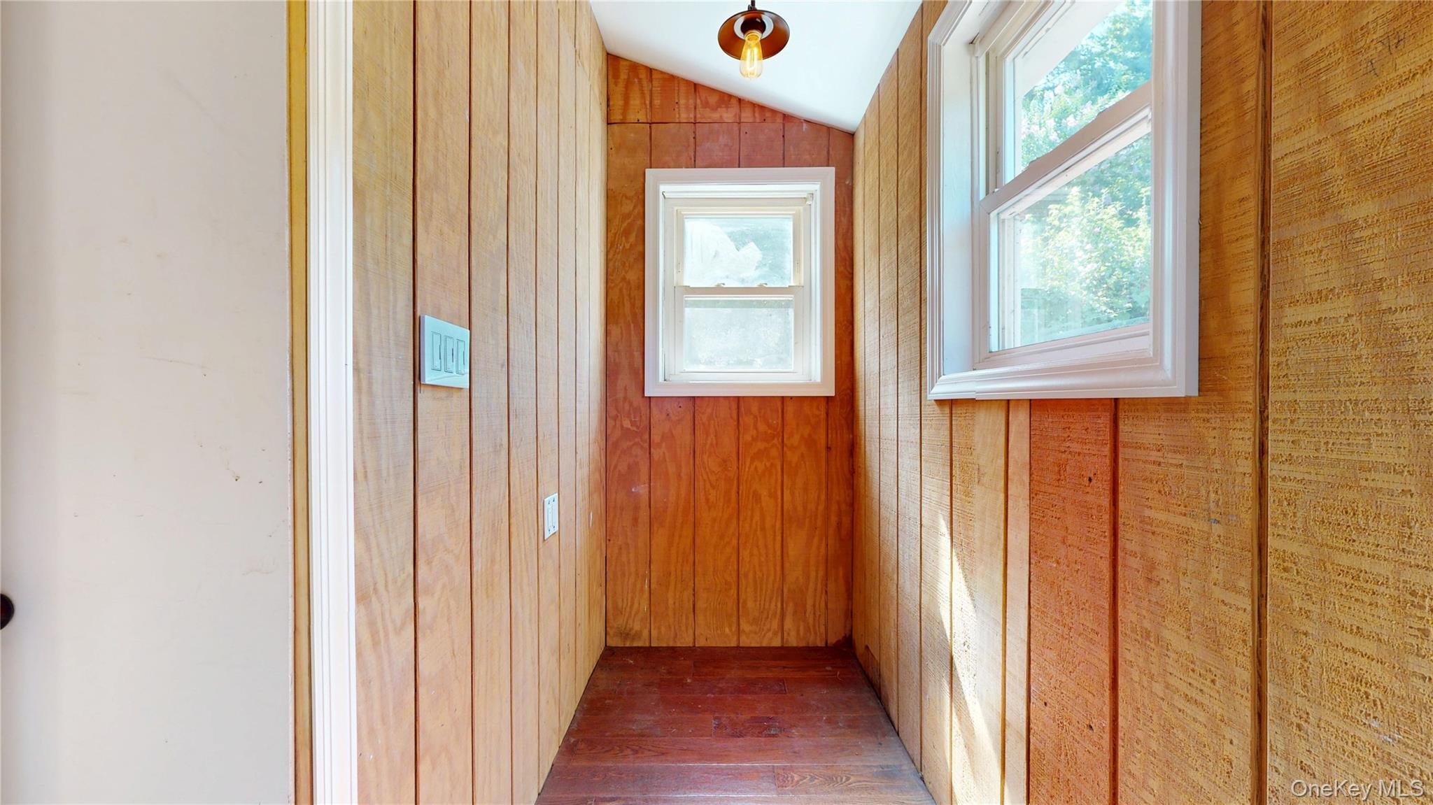 #16 photo, 24 8th Avenue, ナッソー郡 Sea Cliff , NY 11579