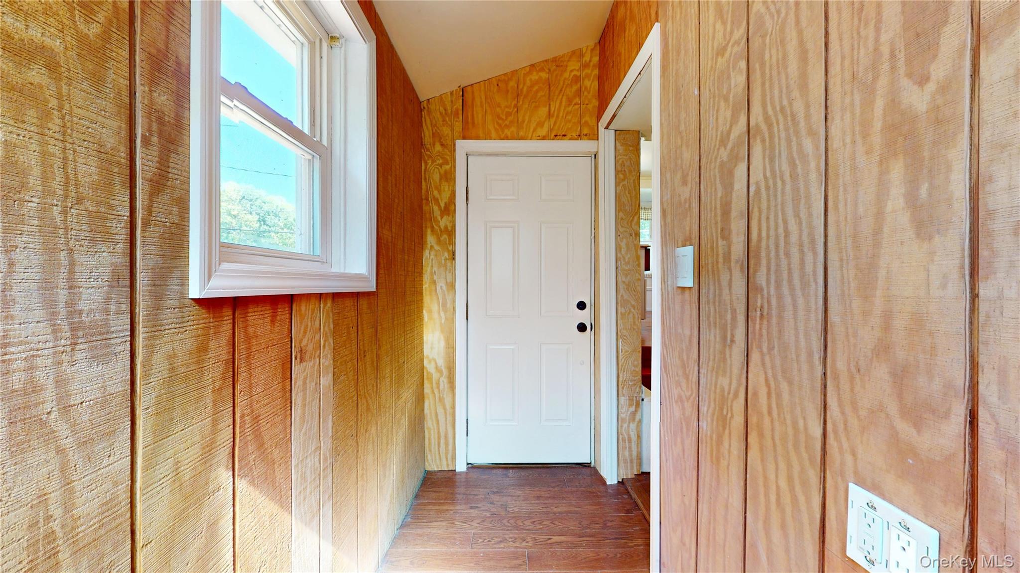 #17 photo, 24 8th Avenue, ナッソー郡 Sea Cliff , NY 11579