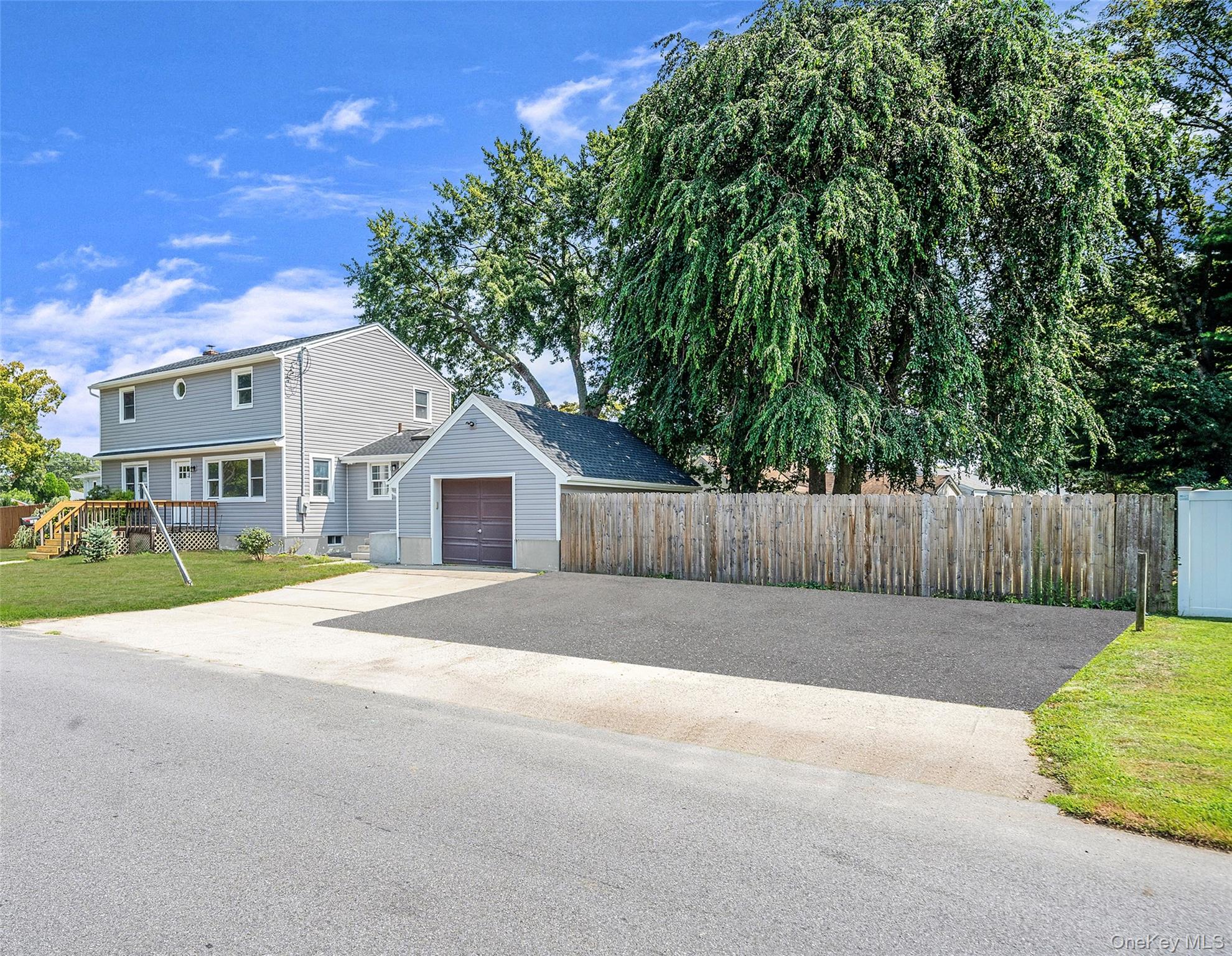 #1 photo, 286 Old Country Road, Deer Park , NY 11729