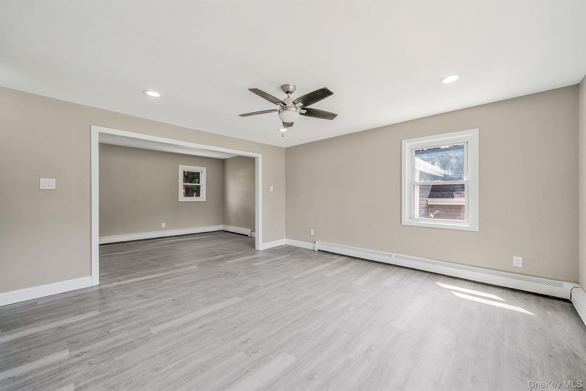 #12 photo, 286 Old Country Road, Deer Park , NY 11729