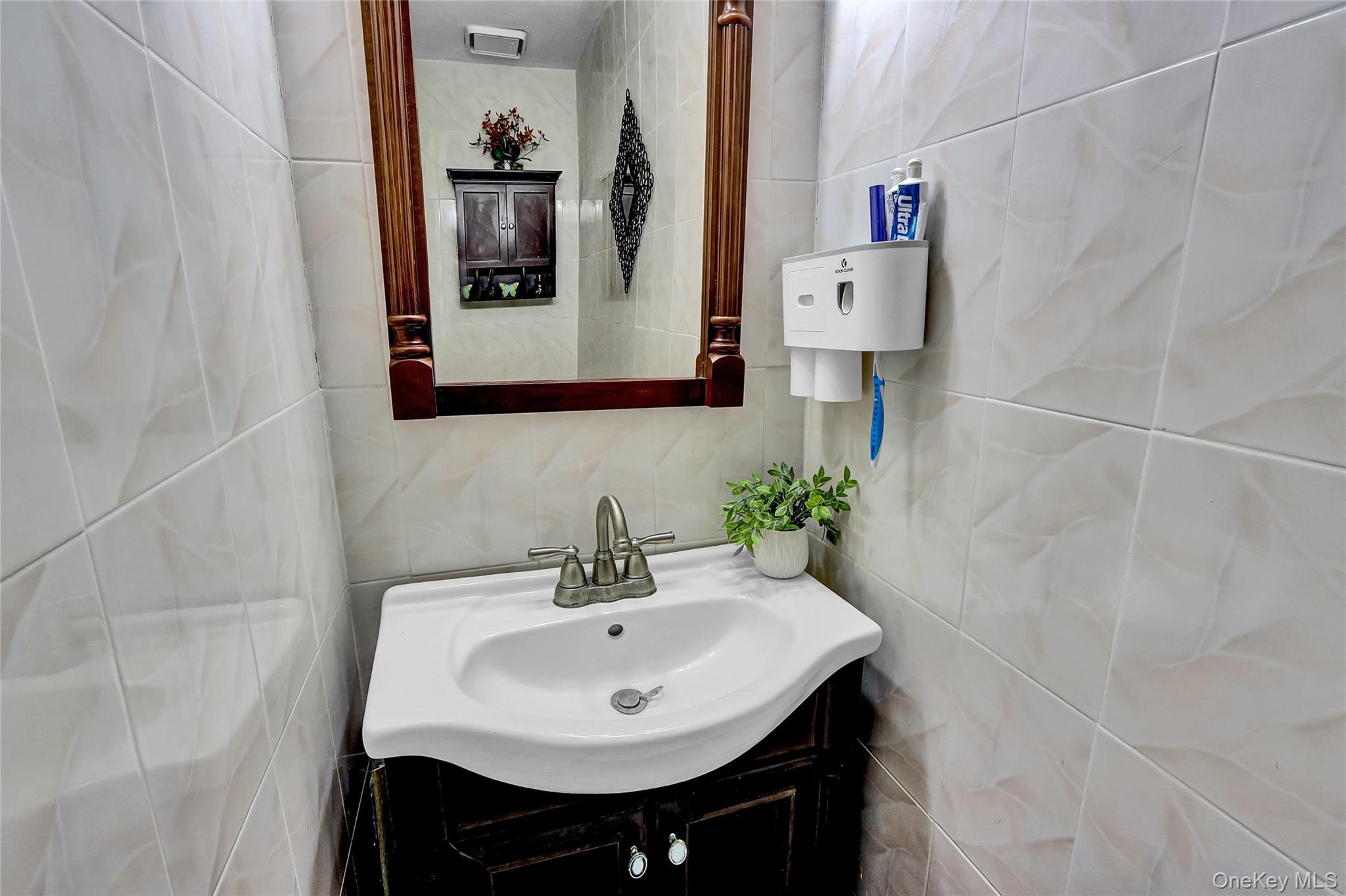 #13 photo, 5 Aspen Street, サフォーク郡 Port Jefferson Station , NY 11776