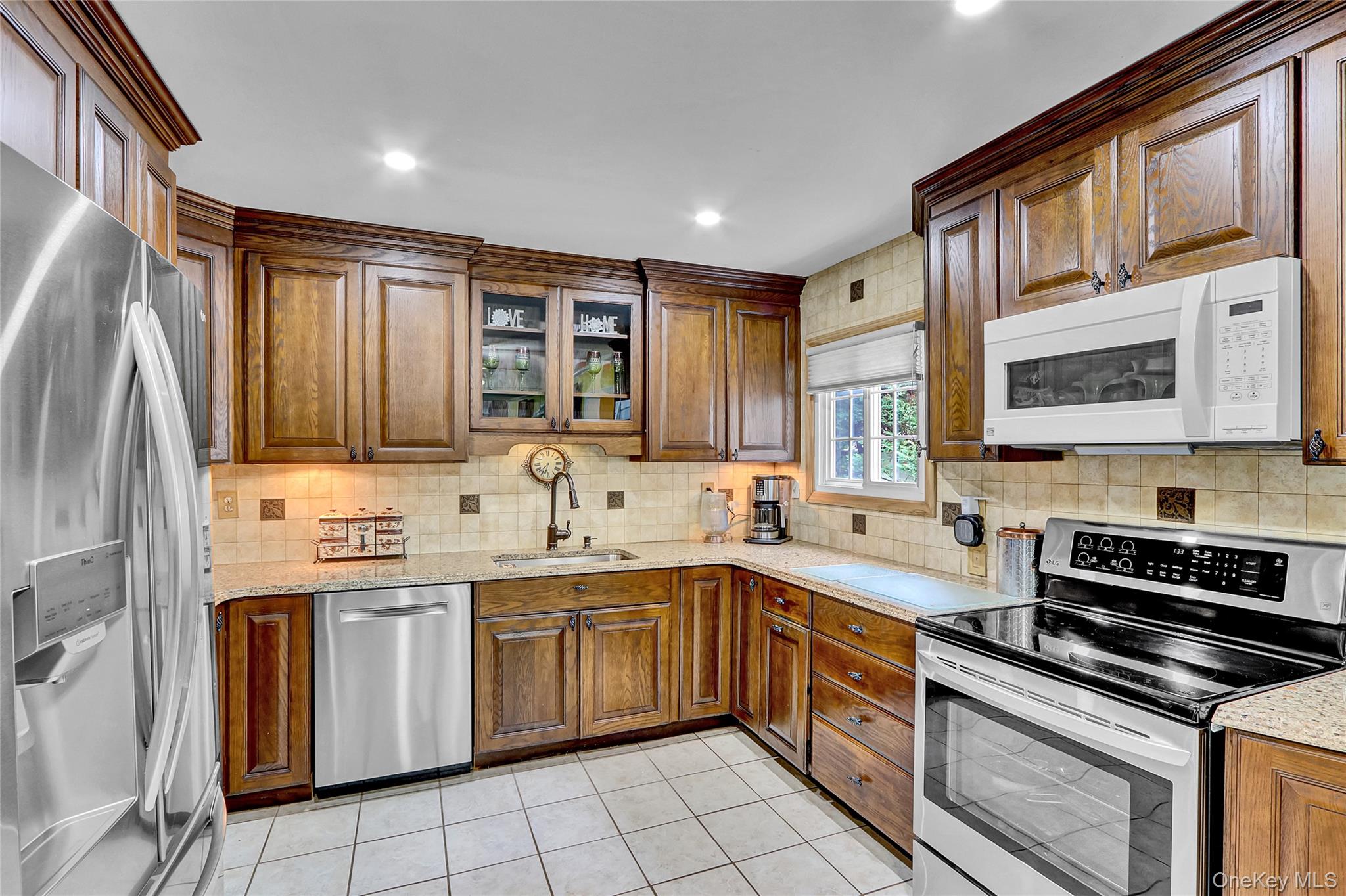 #4 photo, 5 Aspen Street, サフォーク郡 Port Jefferson Station , NY 11776