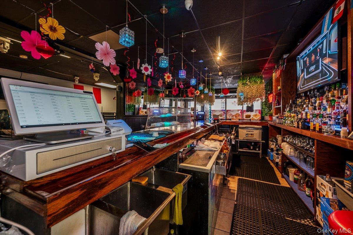 #12 photo, 204 Ashburton Avenue, Yonkers , NY 10701