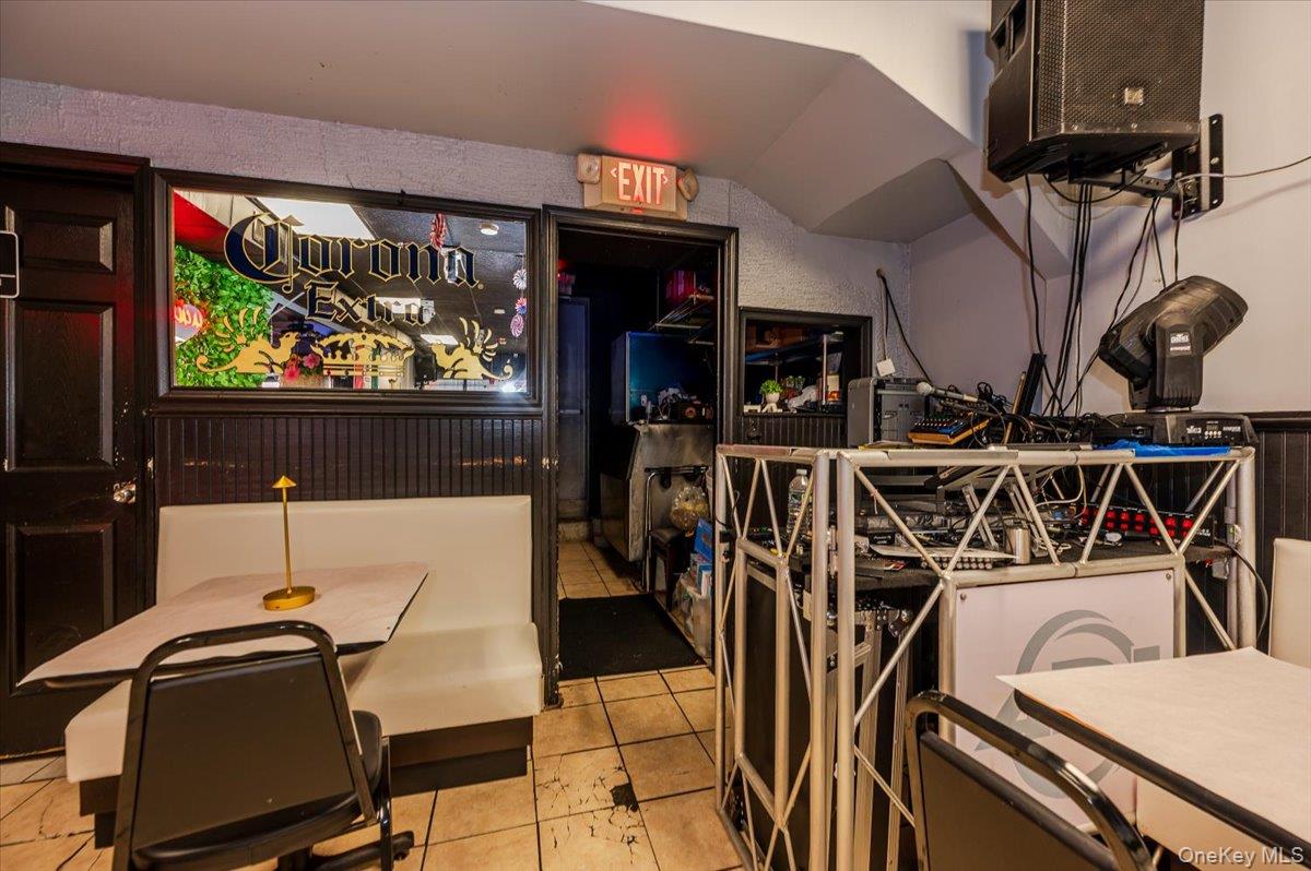 #16 photo, 204 Ashburton Avenue, Yonkers , NY 10701