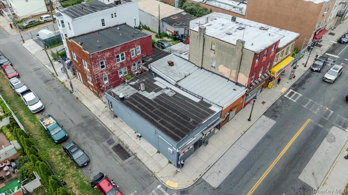 #3 photo, 204 Ashburton Avenue, Yonkers , NY 10701