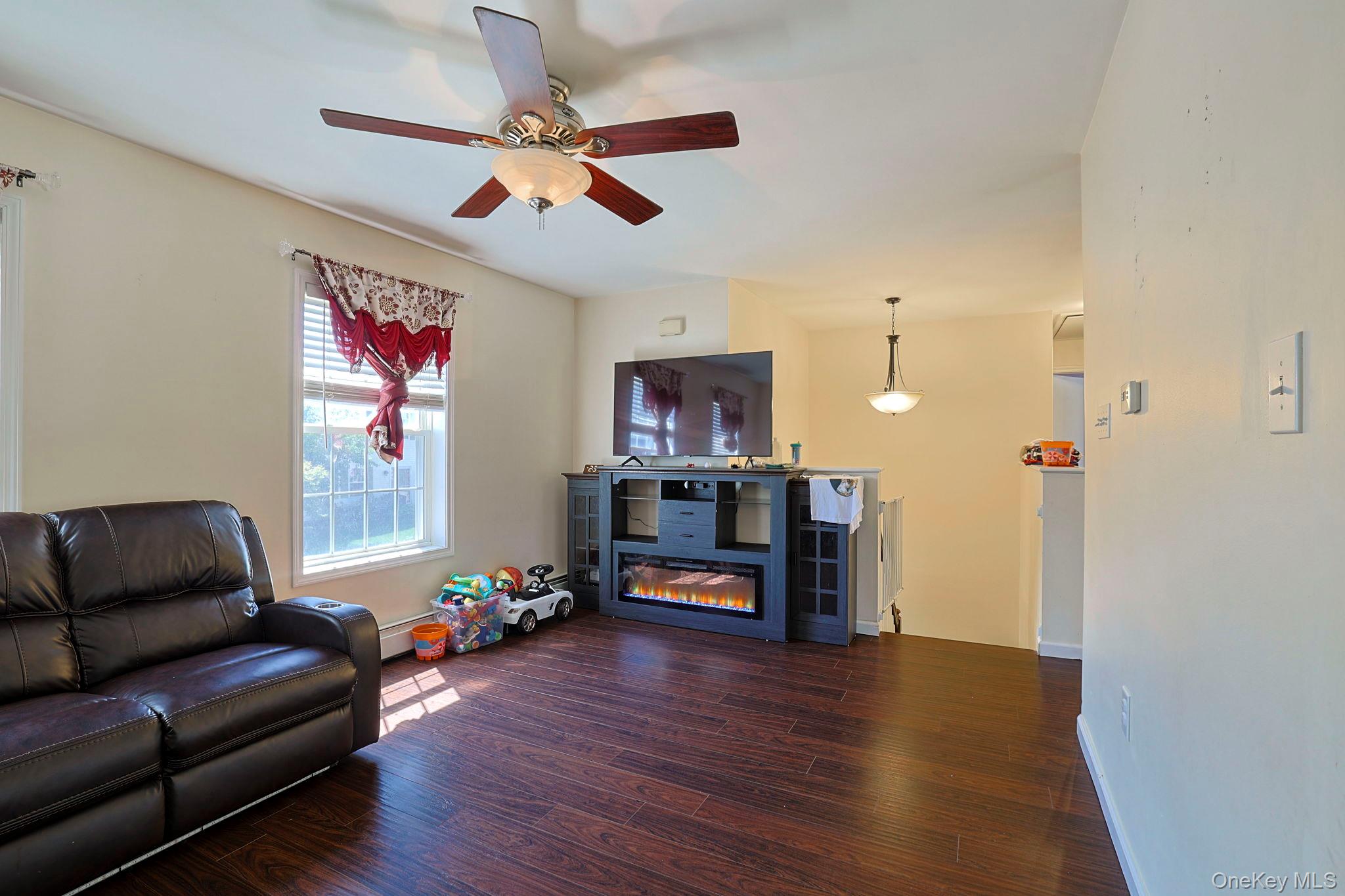 #6 photo, 5 Wood Street, Poughkeepsie , NY 12603