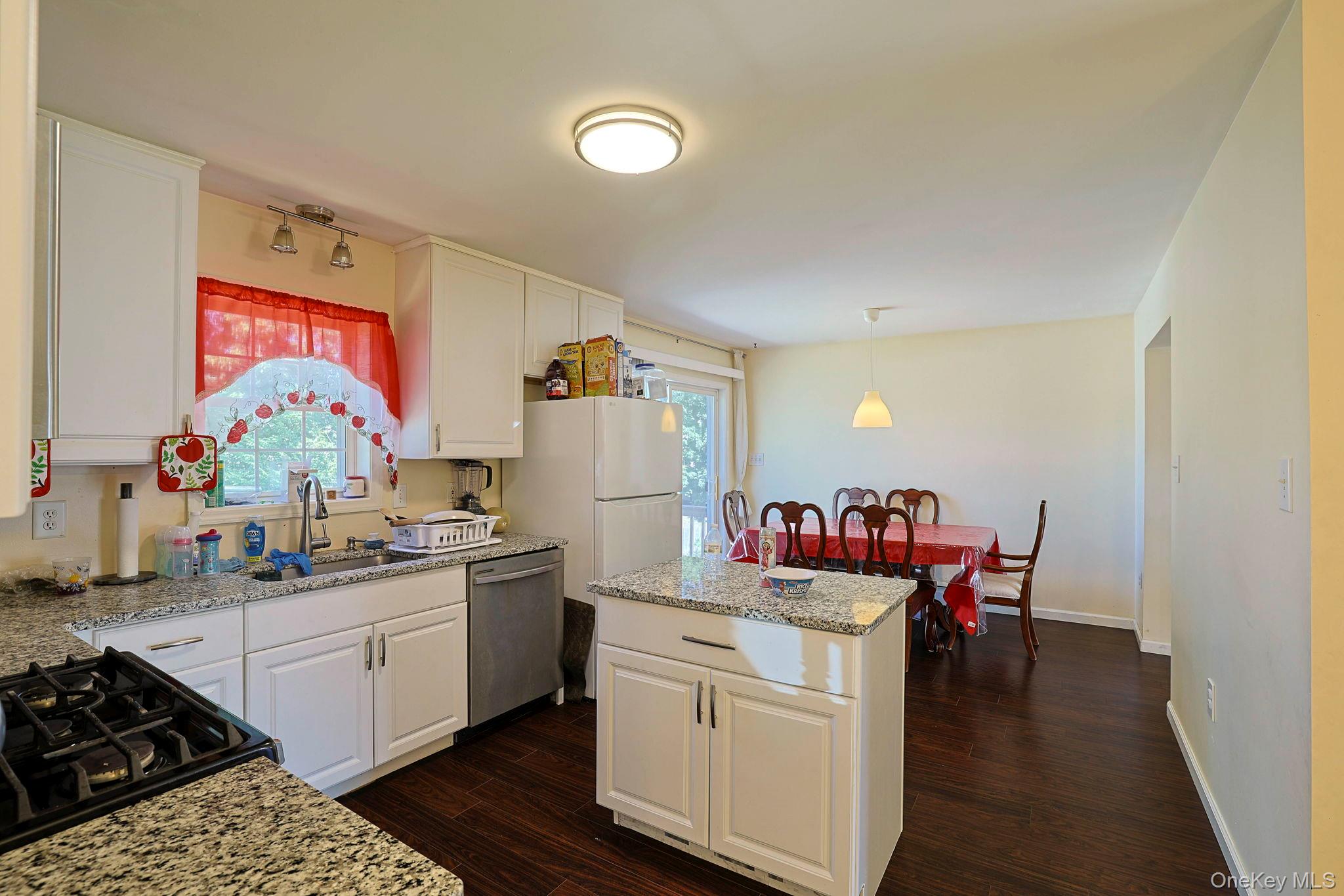 #9 photo, 5 Wood Street, Poughkeepsie , NY 12603