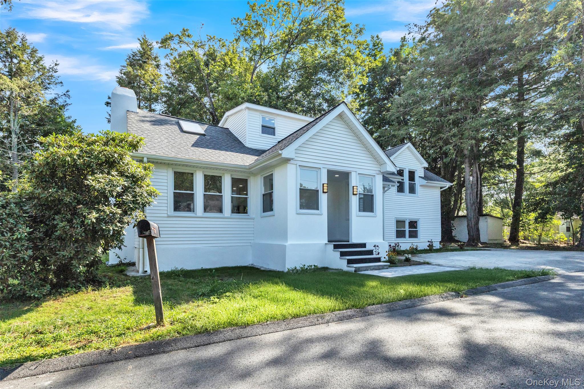 #2 photo, 221 Locust Road, Yorktown Heights , NY 10598