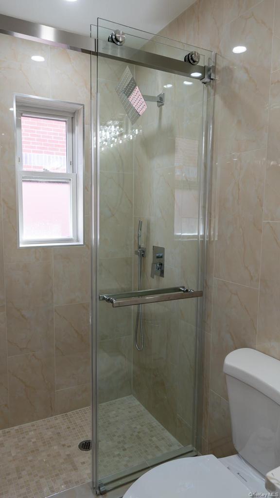 #1 photo, 65-15 Yellowstone Blvd, クイーンズ区 Forest Hills , NY 11375