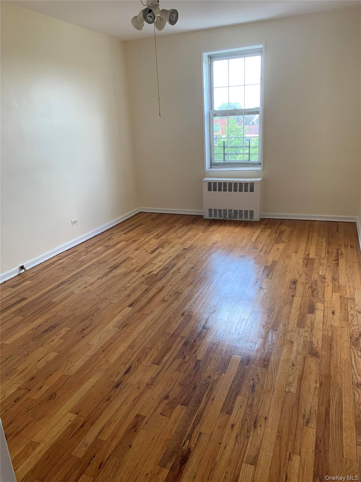 #2 photo, 65-15 Yellowstone Blvd, Forest Hills , NY 11375