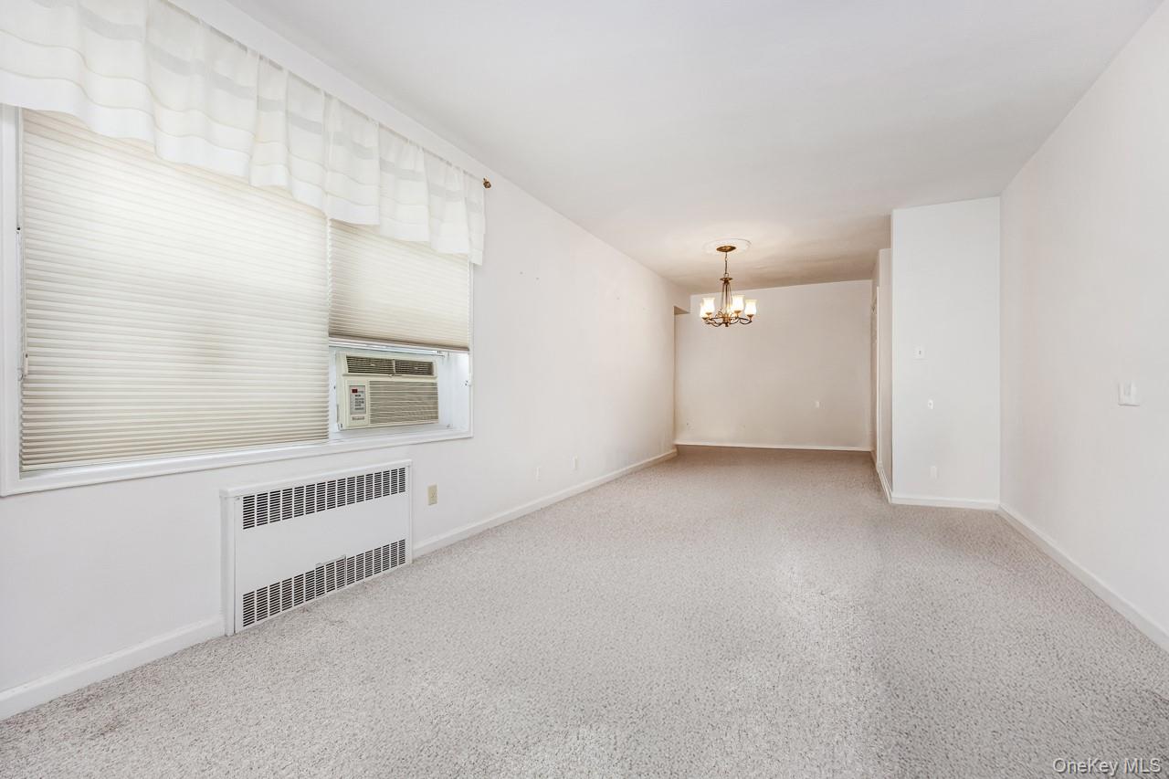 #7 photo, 27-10 Parsons Boulevard, クイーンズ区 Flushing , NY 11354