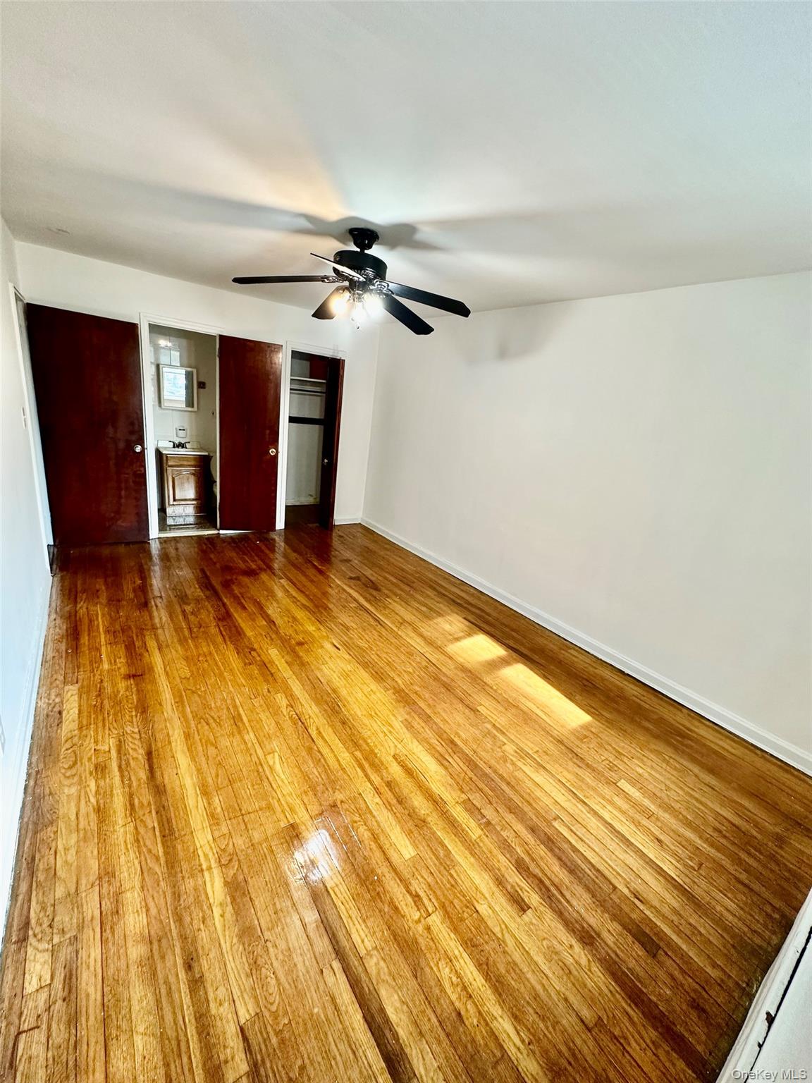 #4 photo, 41-22 149th Street, クイーンズ区 Flushing , NY 11355