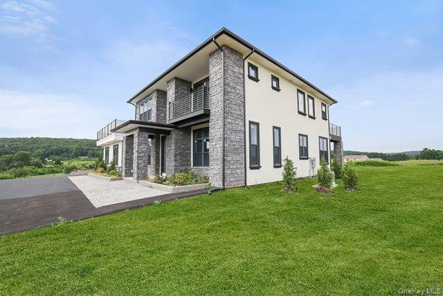 #2 photo, 1160 Dayne Drive, Call Listing Agent , PA 18235