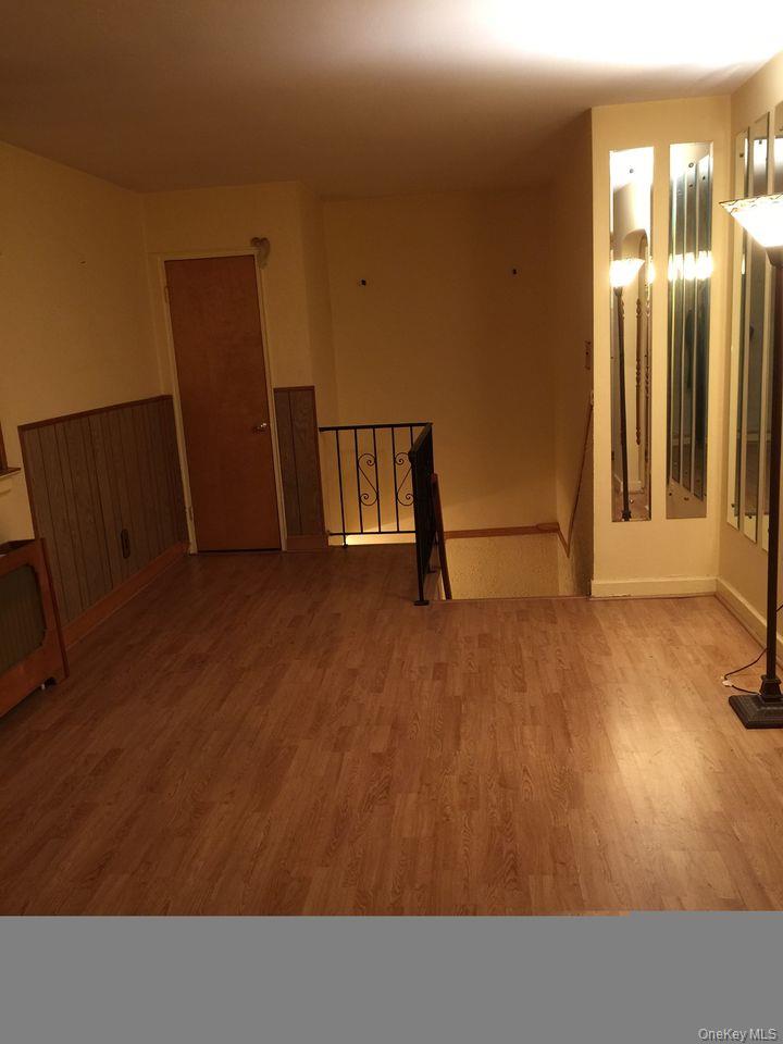 #7 photo, 261-29 Langston, クイーンズ区 Glen Oaks , NY 11004