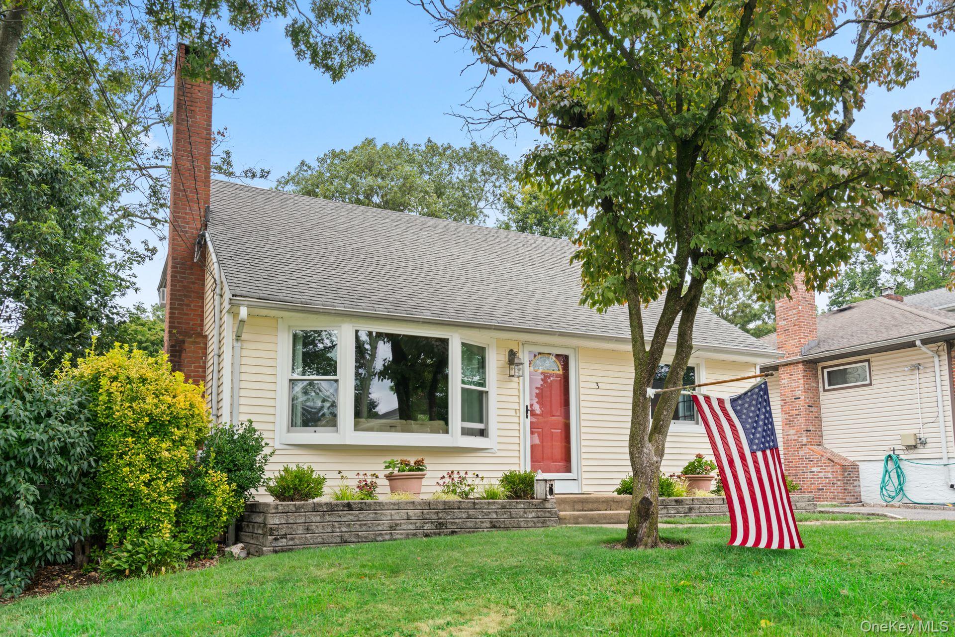 #1 photo, 3 Knollwood Avenue, 長島 Bayville , NY 11709