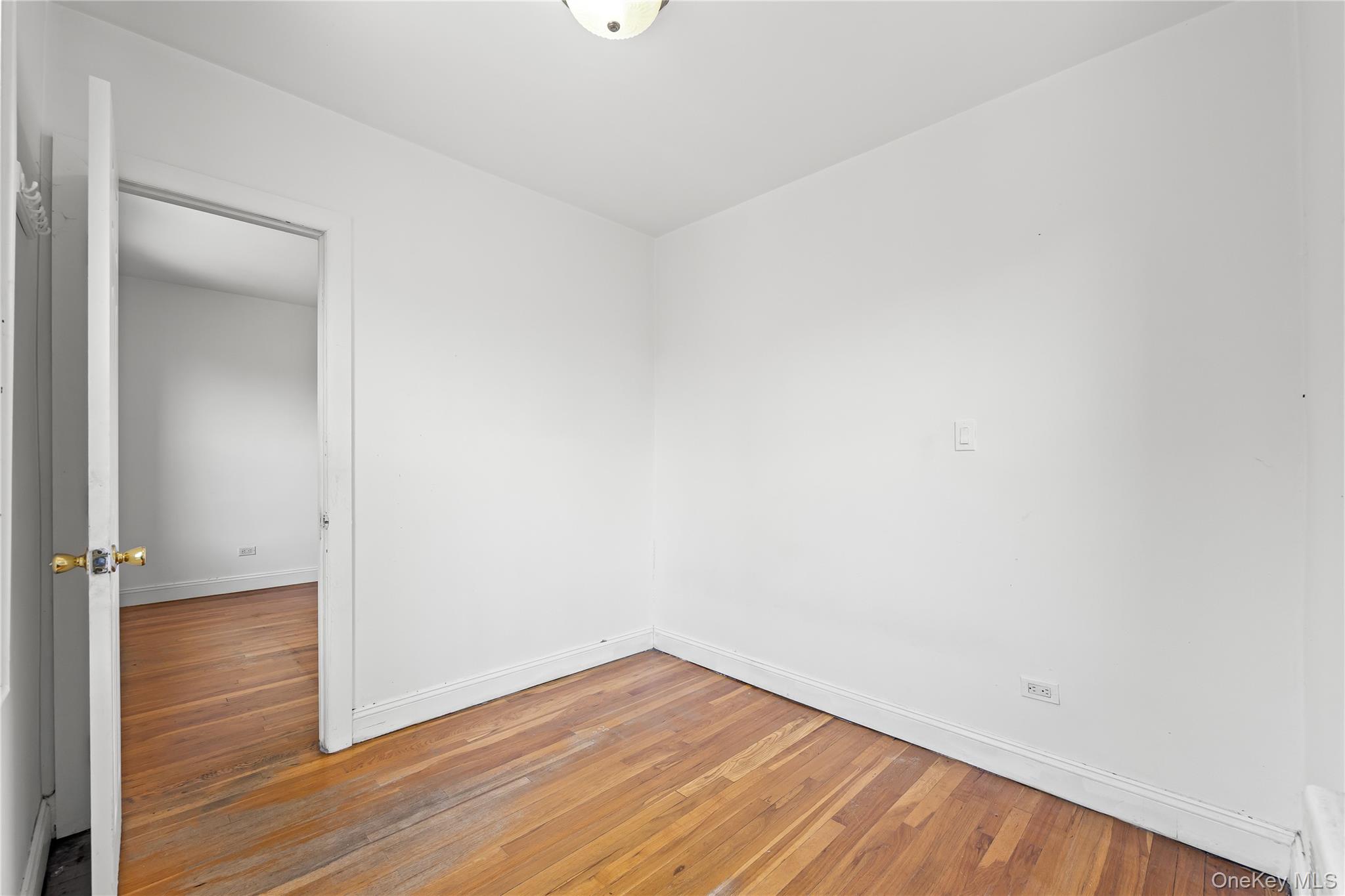 #11 photo, 15020 71st Avenue, クイーンズ区 Flushing , NY 11367