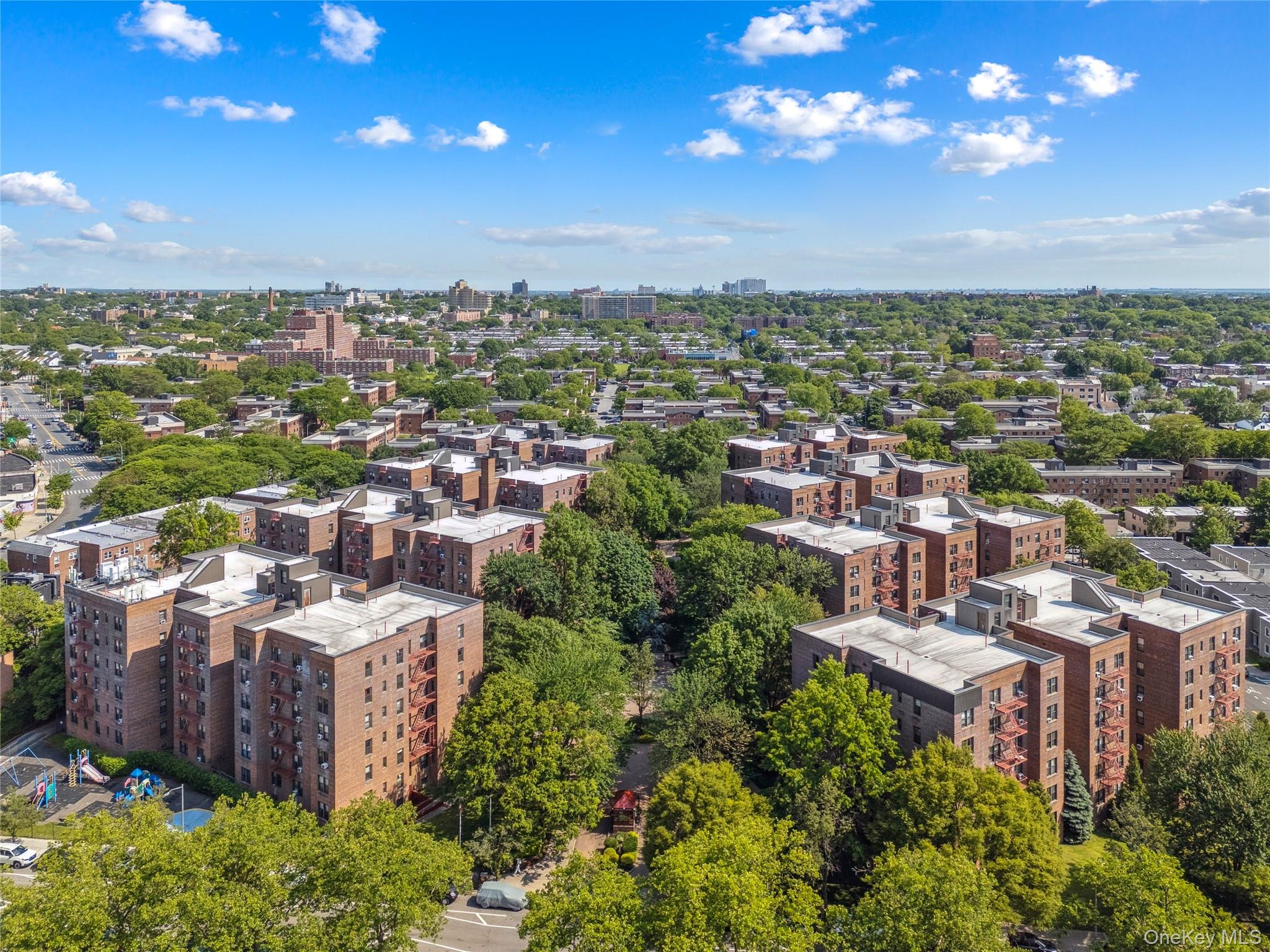 #20 photo, 15020 71st Avenue, クイーンズ区 Flushing , NY 11367