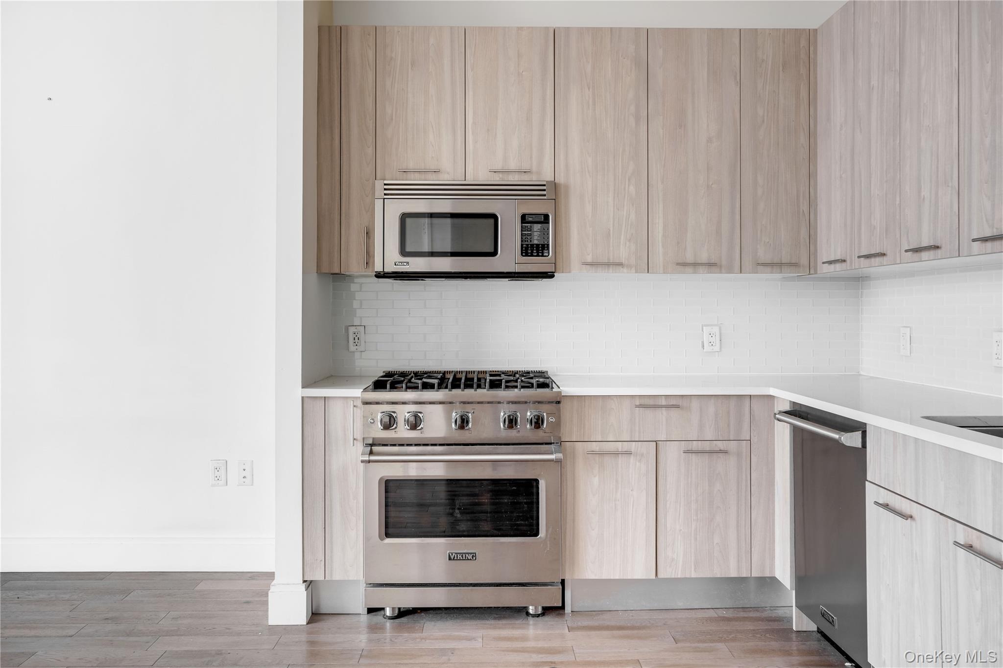 #4 photo, 1501 Voorhies Avenue, ブルックリン区 Brooklyn , NY 11235