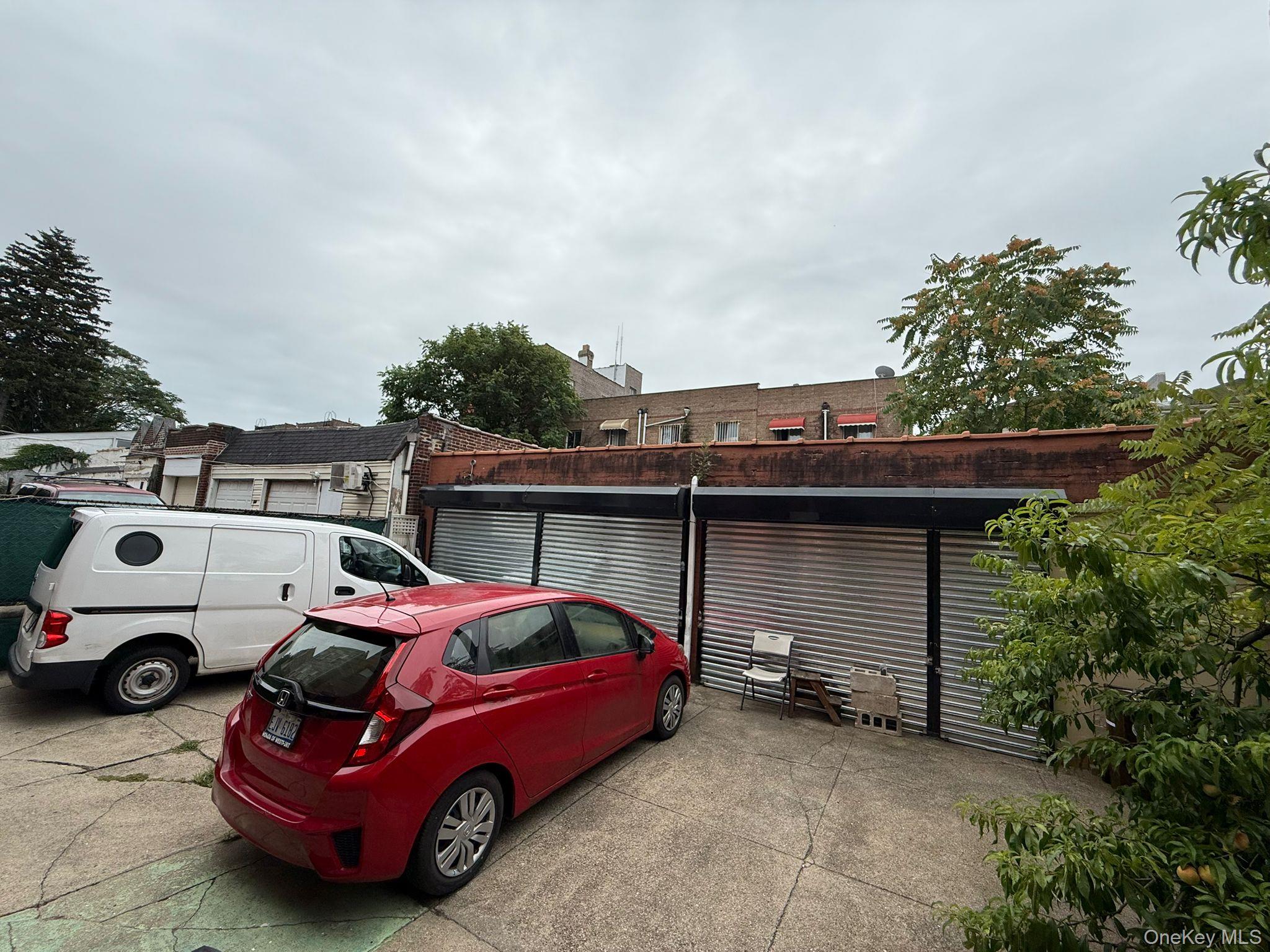 #4 photo, 822 E 219th Street, ブロンクス区 Bronx , NY 10467