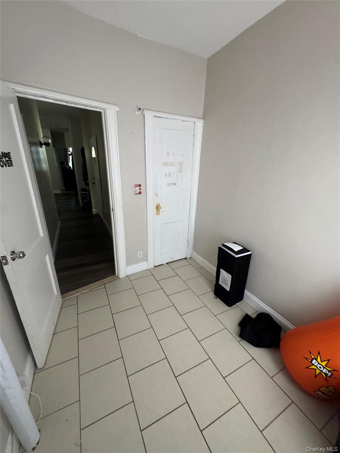 #7 photo, 7520 64th Place, クイーンズ区 Glendale , NY 11385