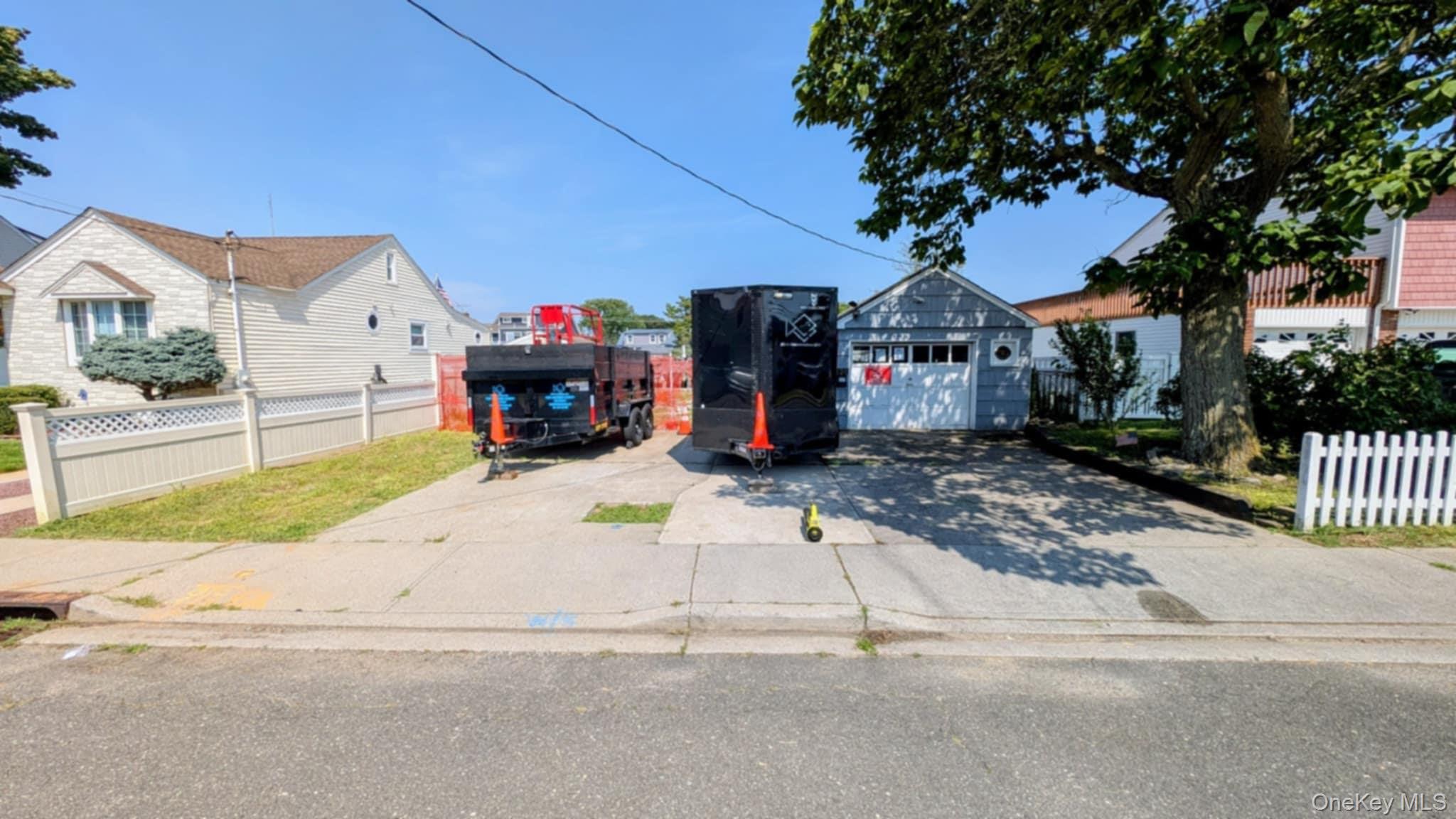 #3 photo, 121a Garfield Street, ナッソー郡 Freeport , NY 11520