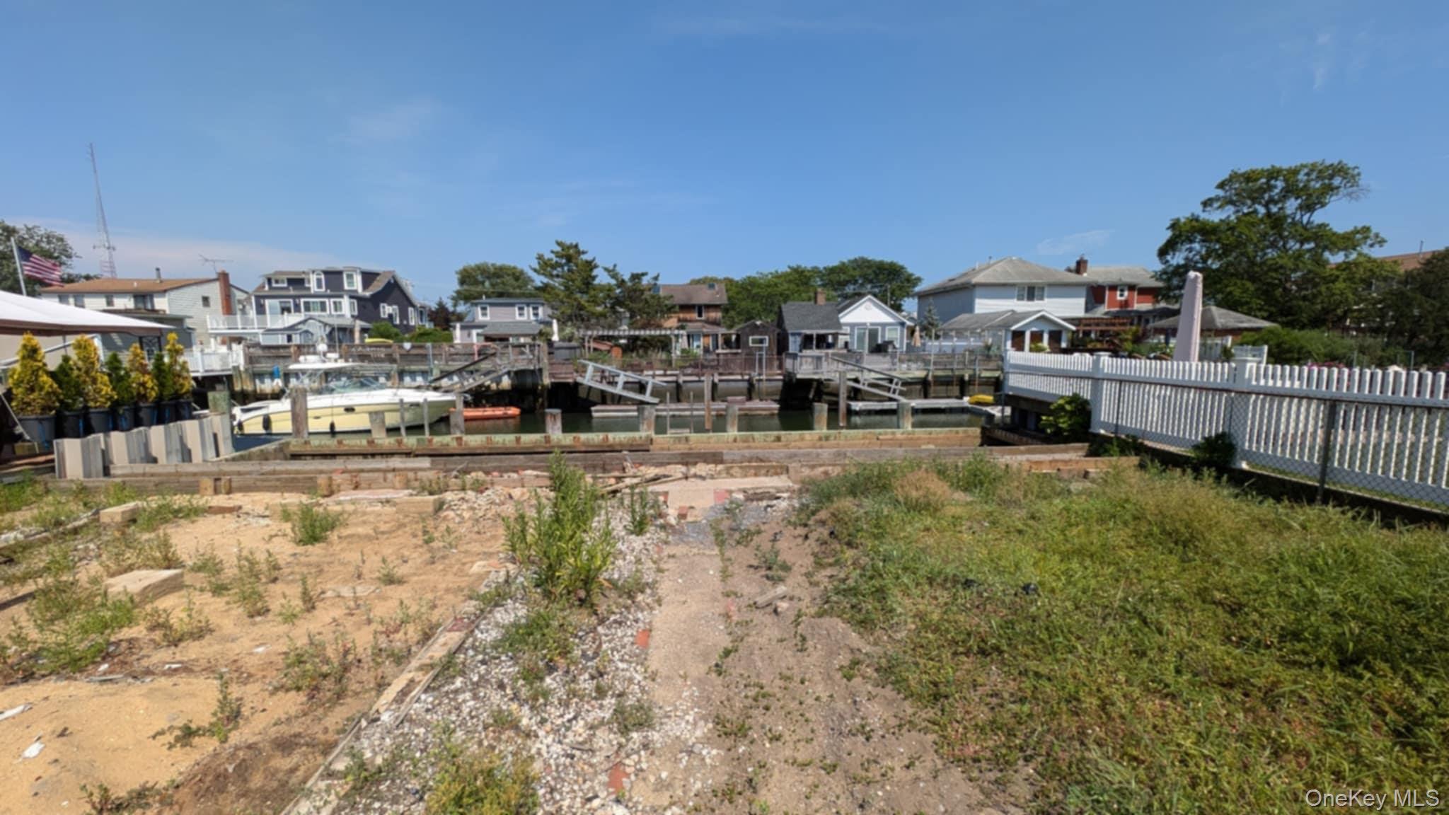 #5 photo, 121a Garfield Street, ナッソー郡 Freeport , NY 11520