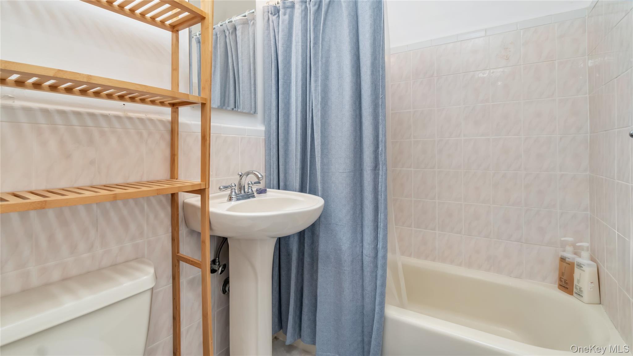 #7 photo, 15 Canterbury Road, ナッソー郡 Great Neck , NY 11021