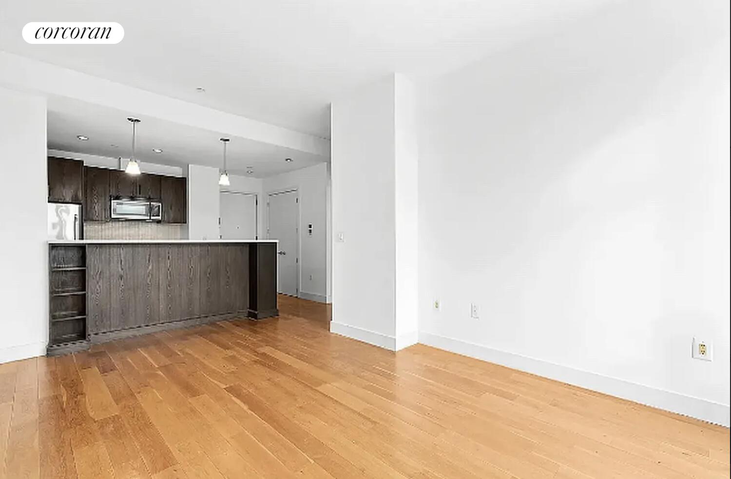 #3 photo, Flushing, クイーンズ区 Flushing , NY 11354