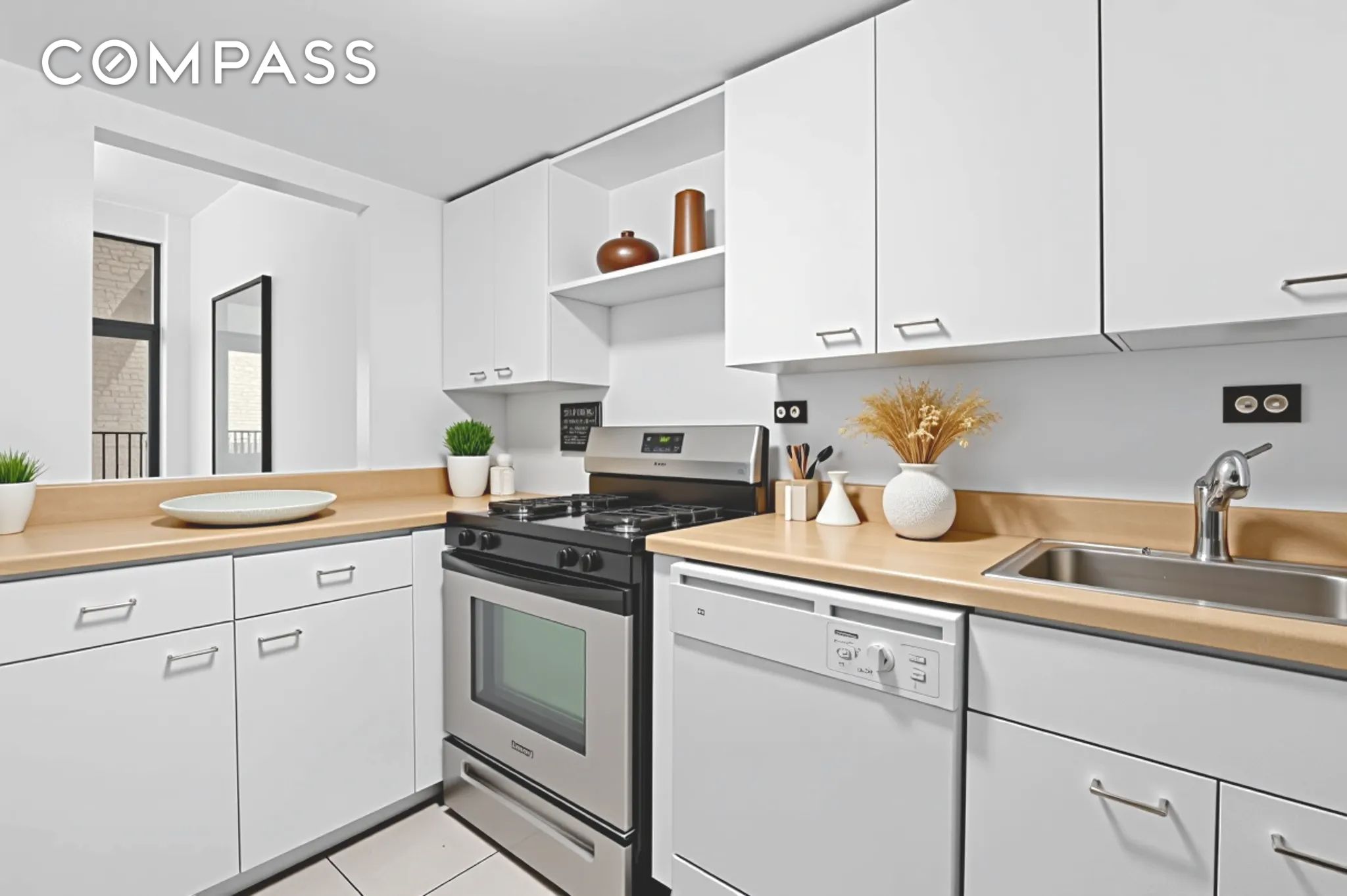 #4 photo, 372 5th Avenue, マンハッタン Midtown South , NY 10018