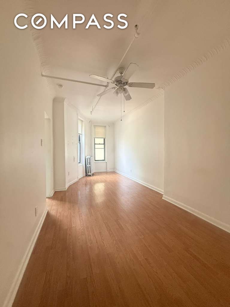 #11 photo, 313 Van Buren Street, ブルックリン区 Bedford-Stuyvesant , NY 11221