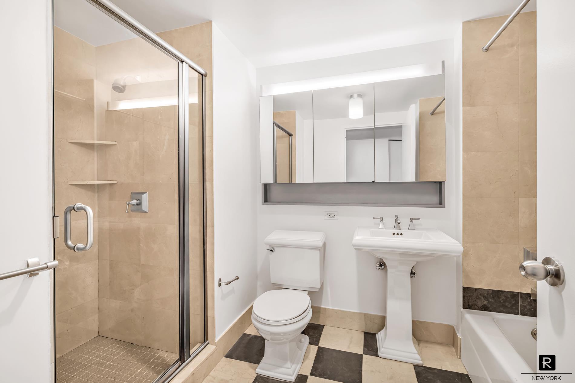 #8 photo, New York City, マンハッタン Battery Park City , NY 10282