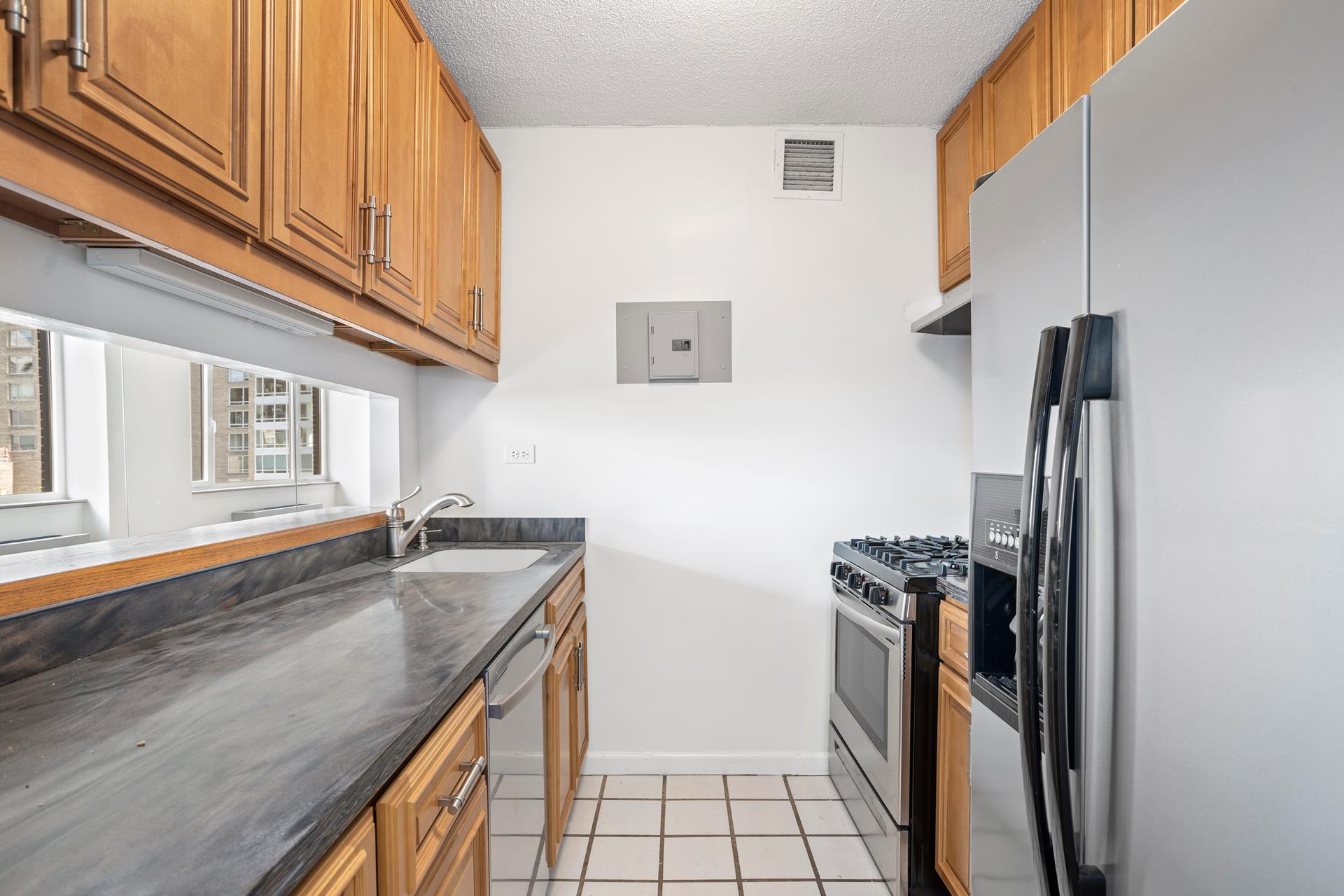 #9 photo, New York City, マンハッタン Lincoln Square , NY 10023