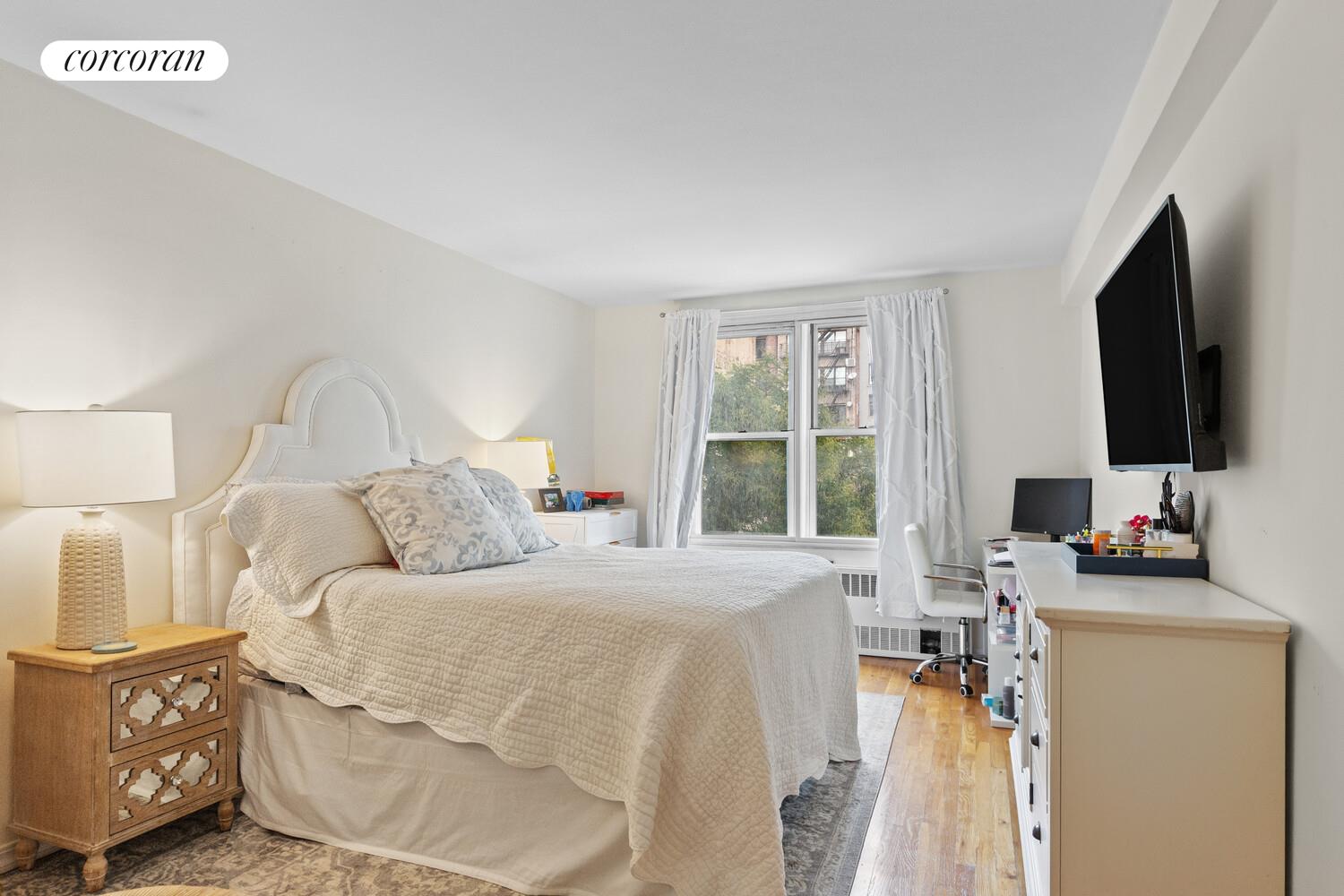 #6 photo, 25 W 13TH Street, マンハッタン Greenwich Village , NY 10011