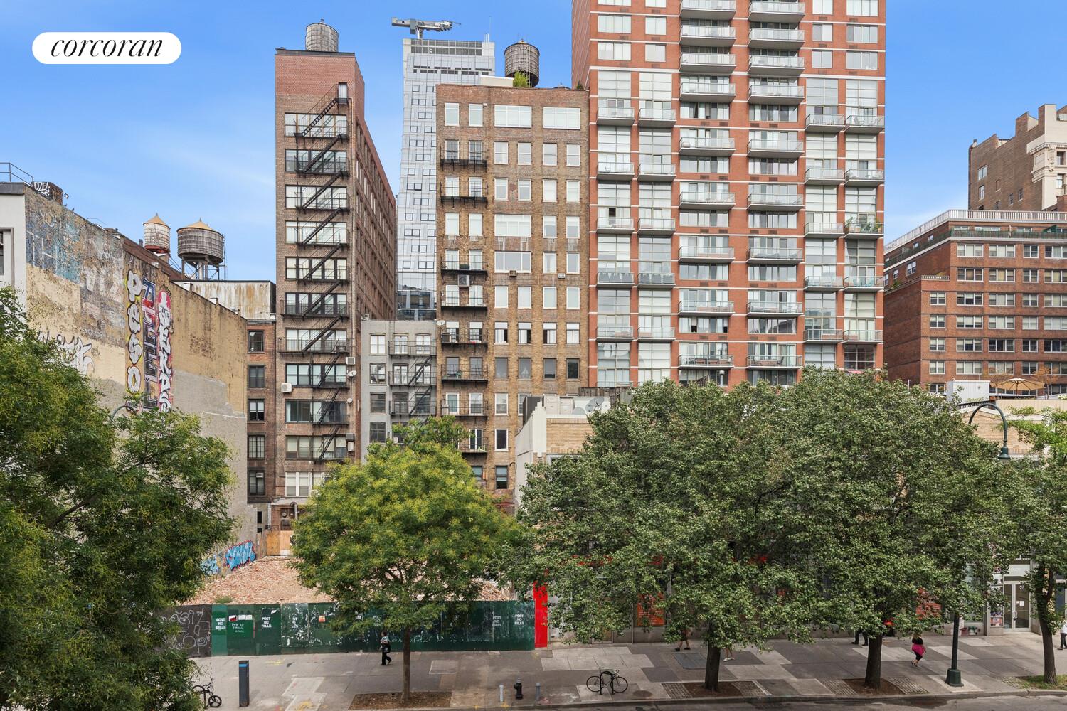 #8 photo, 25 W 13TH Street, マンハッタン Greenwich Village , NY 10011