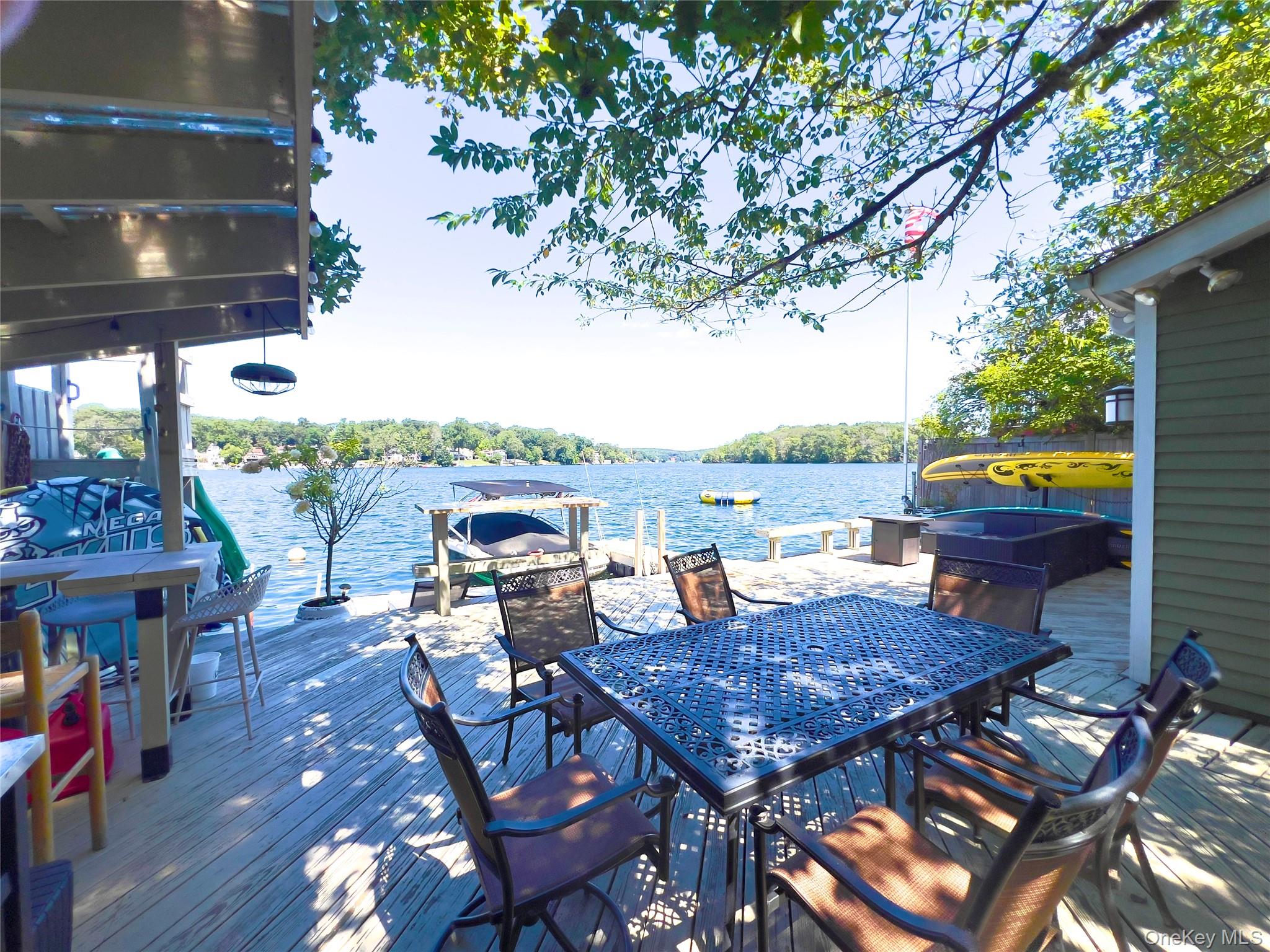 #19 photo, 757 S Lake Boulevard, Mahopac , NY 10541