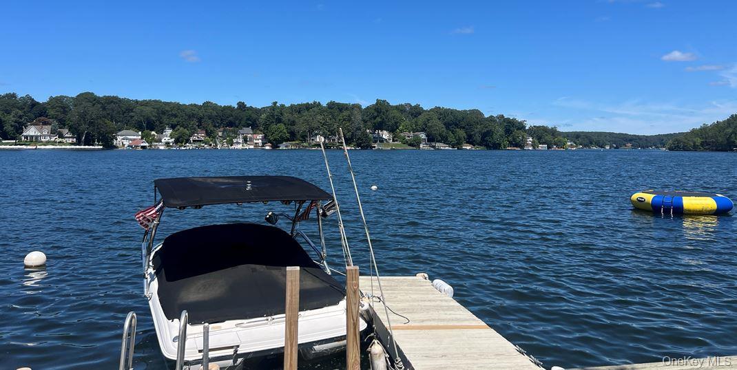 #20 photo, 757 S Lake Boulevard, Mahopac , NY 10541