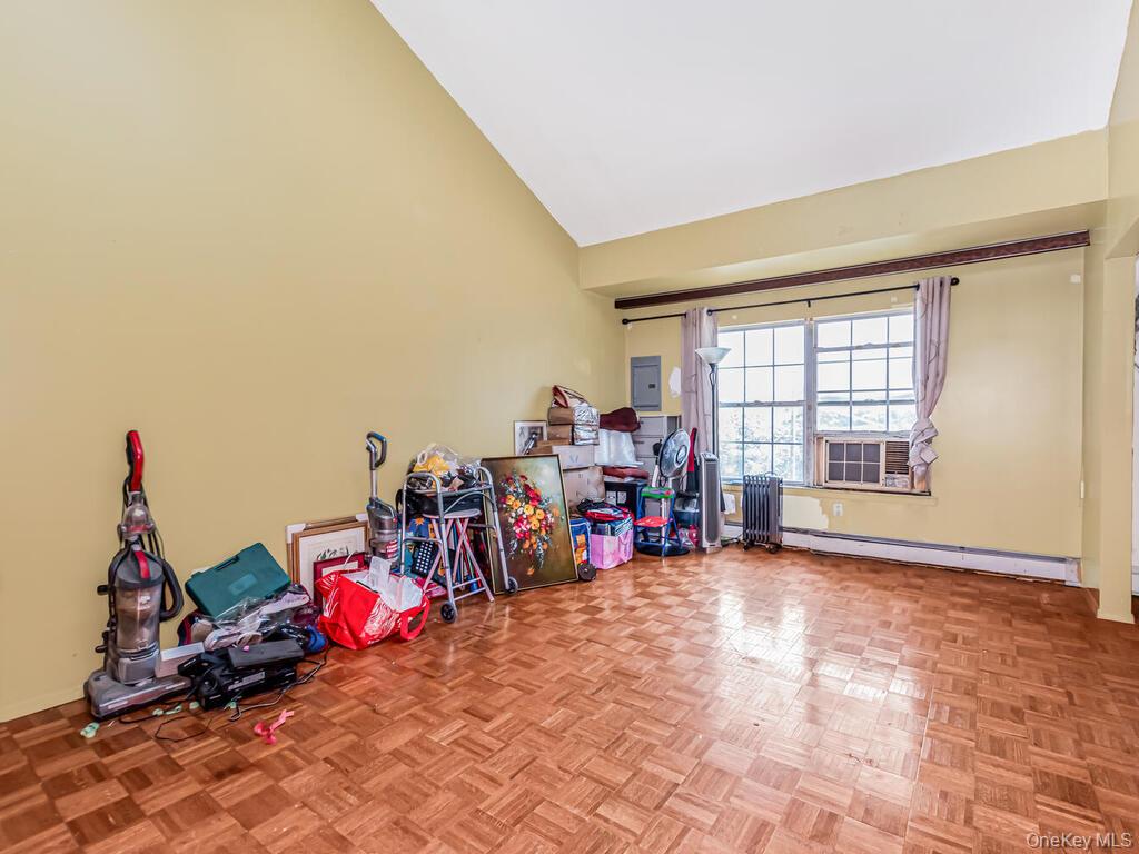 #10 photo, 1567 Longfellow Avenue, ब्रोंक्स Bronx , NY 10460