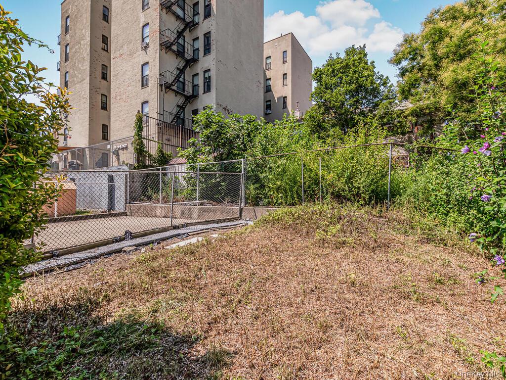 #13 photo, 1567 Longfellow Avenue, ब्रोंक्स Bronx , NY 10460