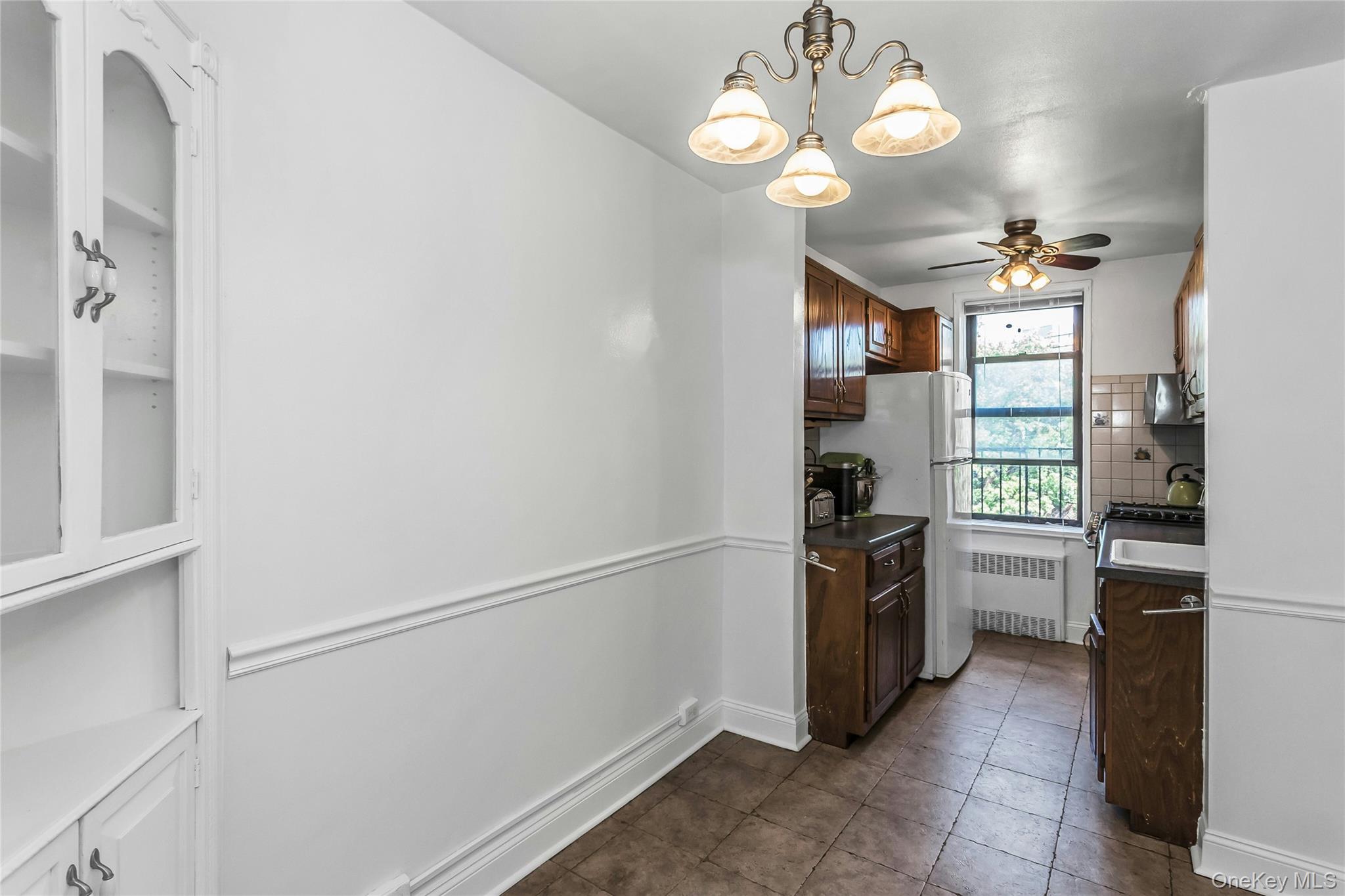 #11 photo, 83-20 141 ST, クイーンズ区 Briarwood , NY 11435