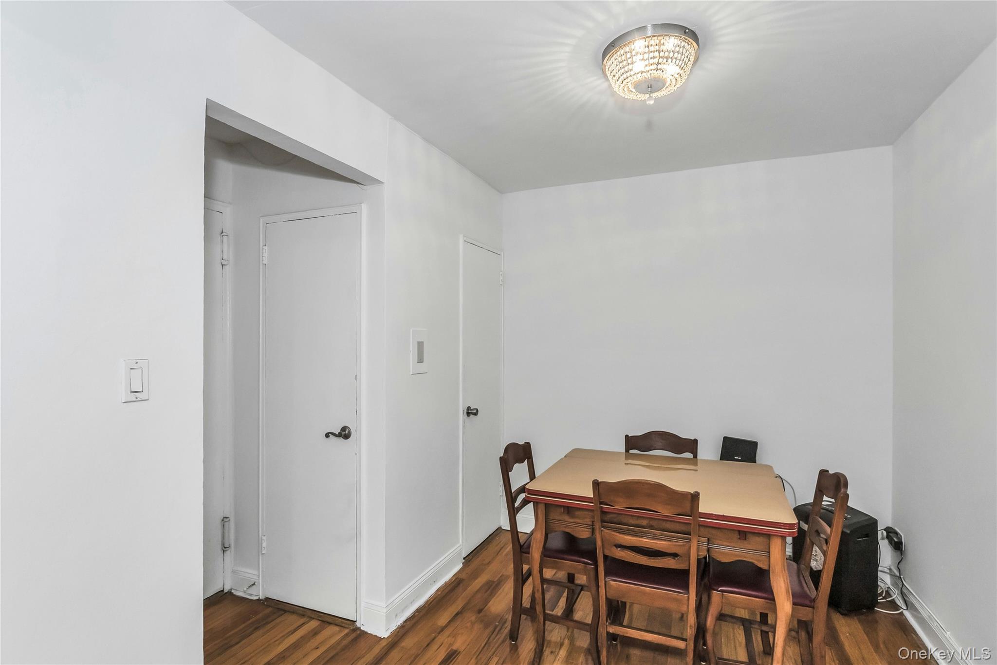 #7 photo, 83-20 141 ST, クイーンズ区 Briarwood , NY 11435