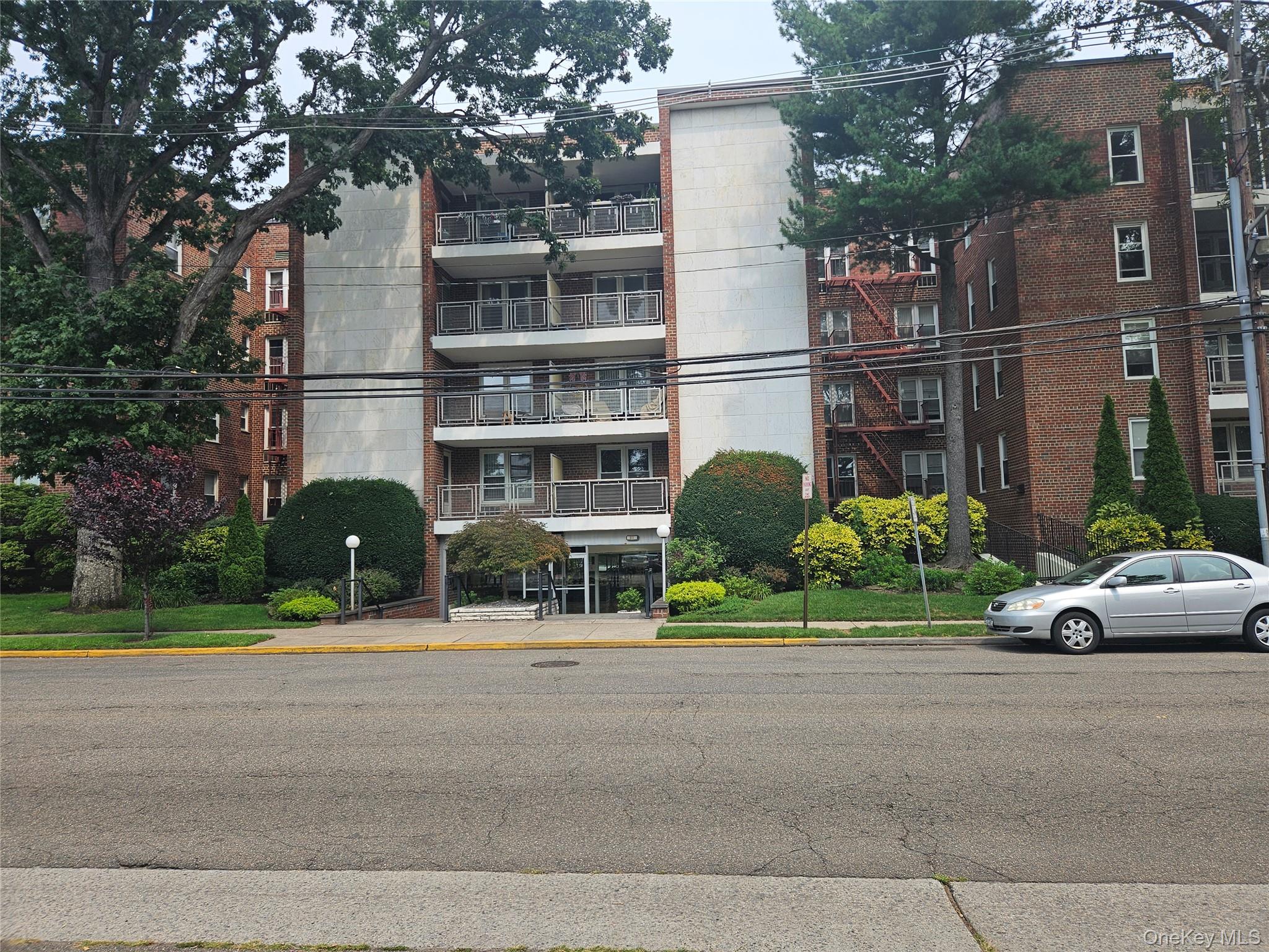 #1 photo, 110 Brooklyn Avenue, 长岛 Freeport , NY 11520