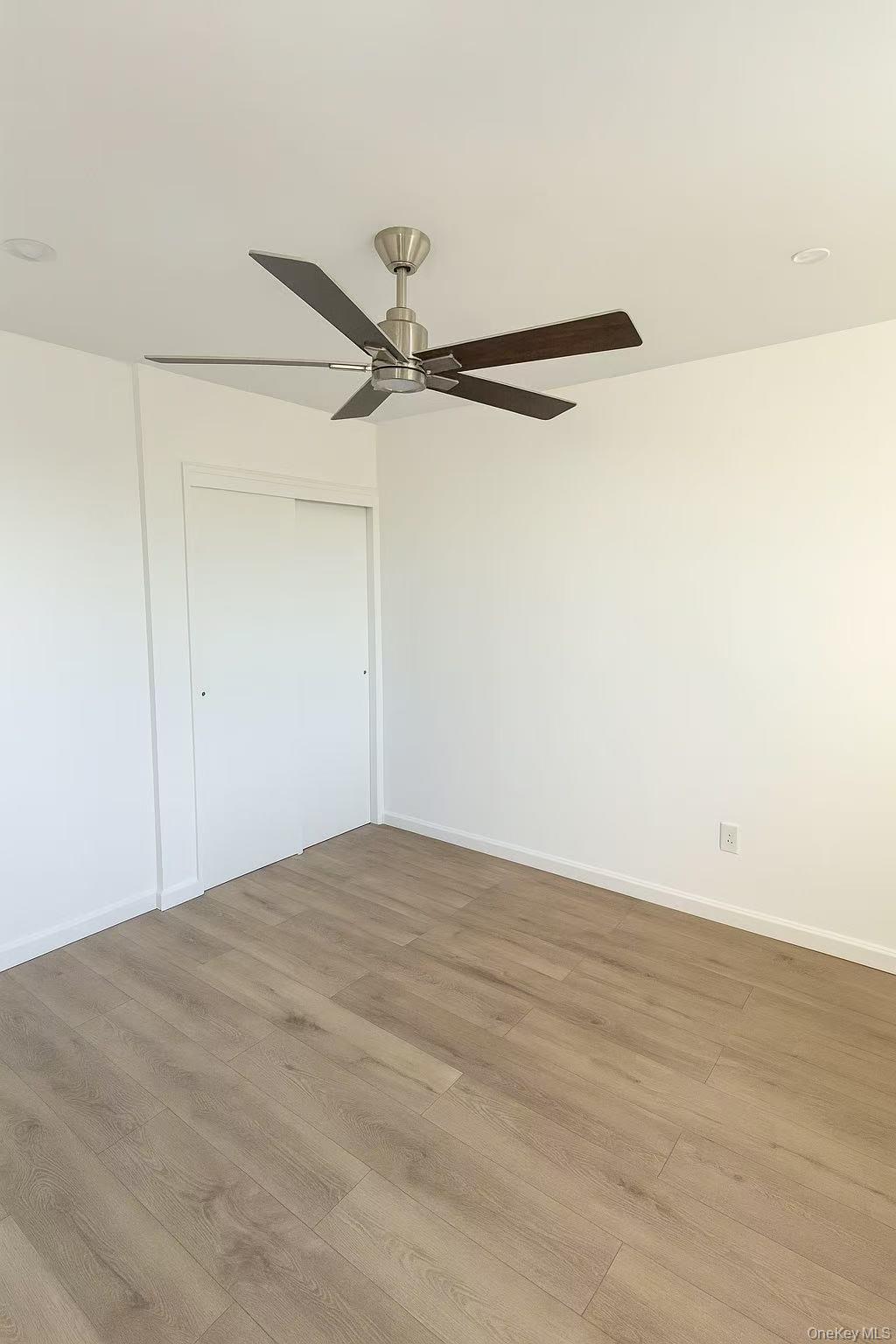 #9 photo, 7402 43rd Avenue, クイーンズ区 Elmhurst , NY 11373