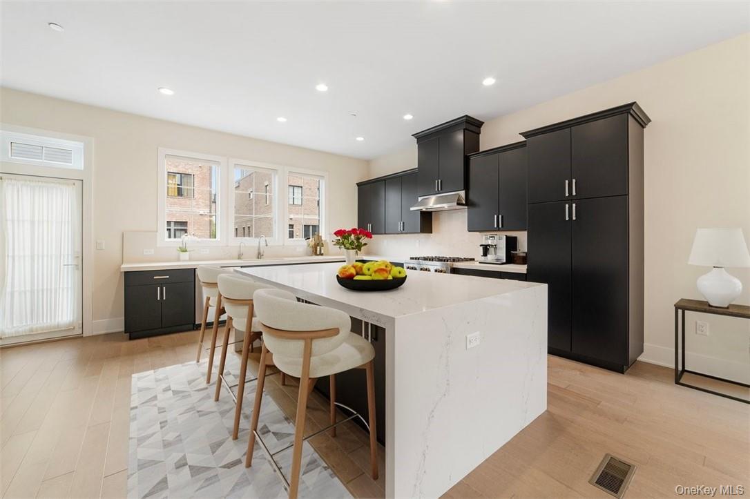 #3 photo, 210 Legend Drive, Sleepy Hollow , NY 10591