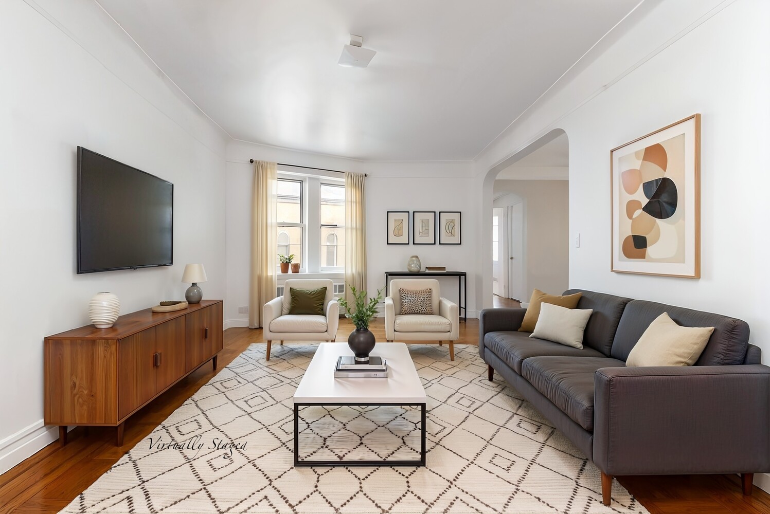 #1 photo, 570 OCEAN Parkway, ブルックリン区 Kensington , NY 11218