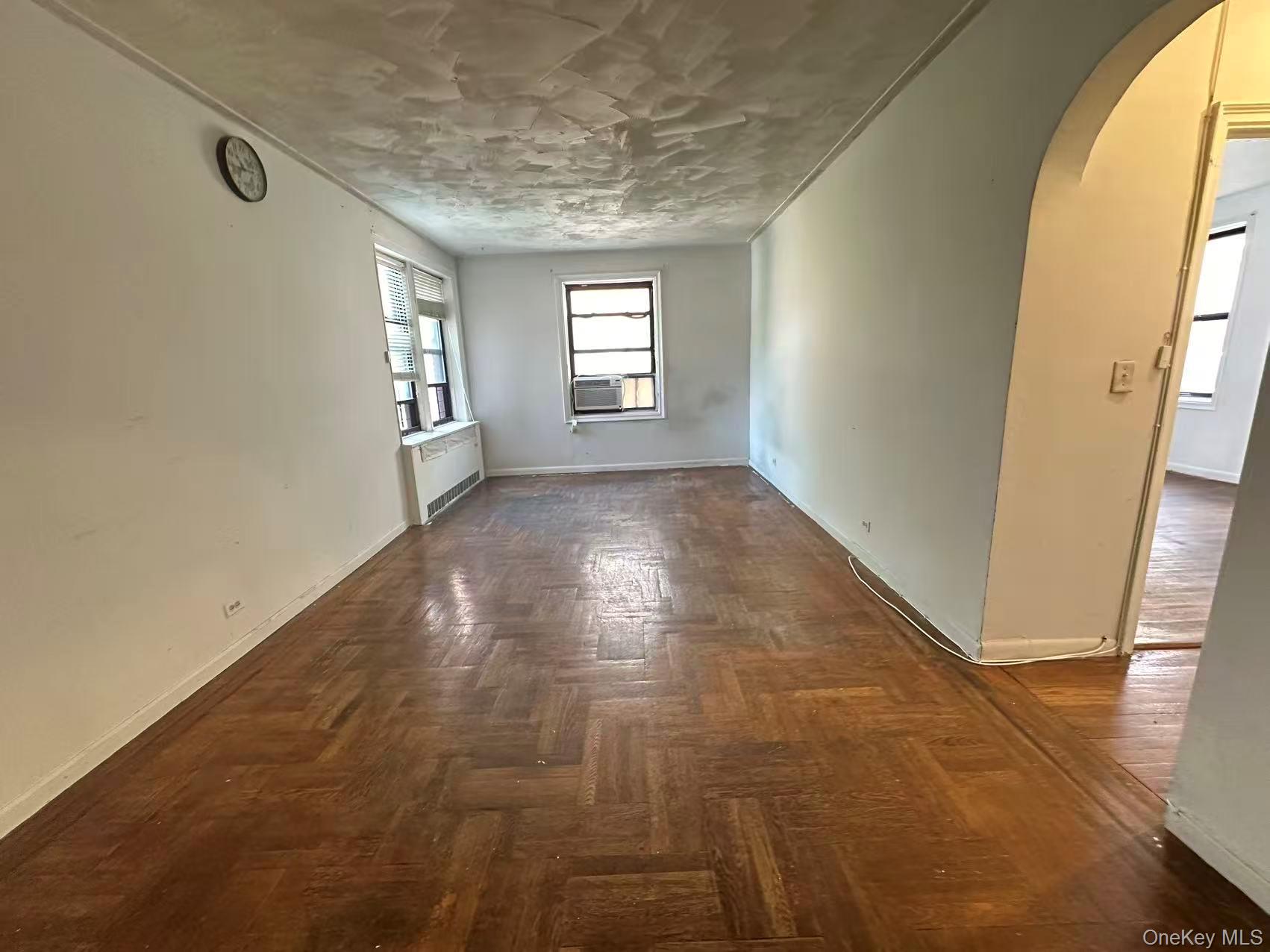 #3 photo, 33-38 Parsons Boulevard, クイーンズ区 Flushing , NY 11354