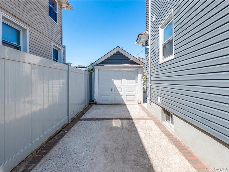 #2 photo, 176-27 NW Sunbury Road, クイーンズ区 Jamaica , NY 11434