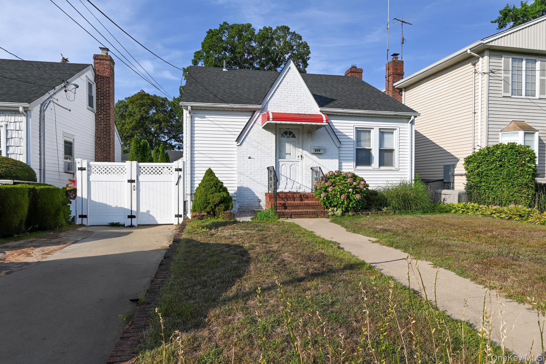 #1 photo, 899 Adams Avenue, Franklin Square , NY 11010