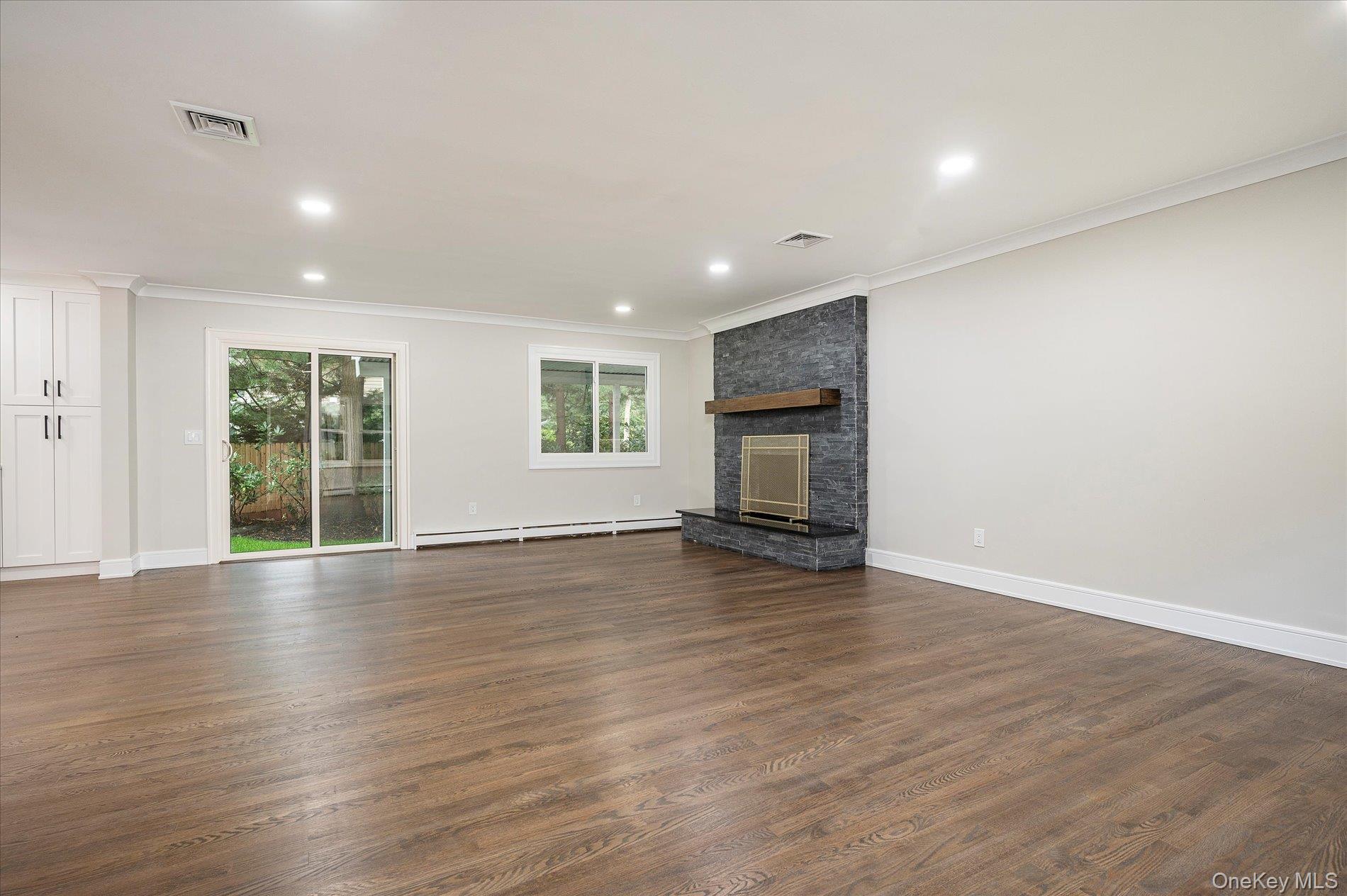 #8 photo, 20 Melody Lane, サフォーク郡 Kings Park , NY 11754