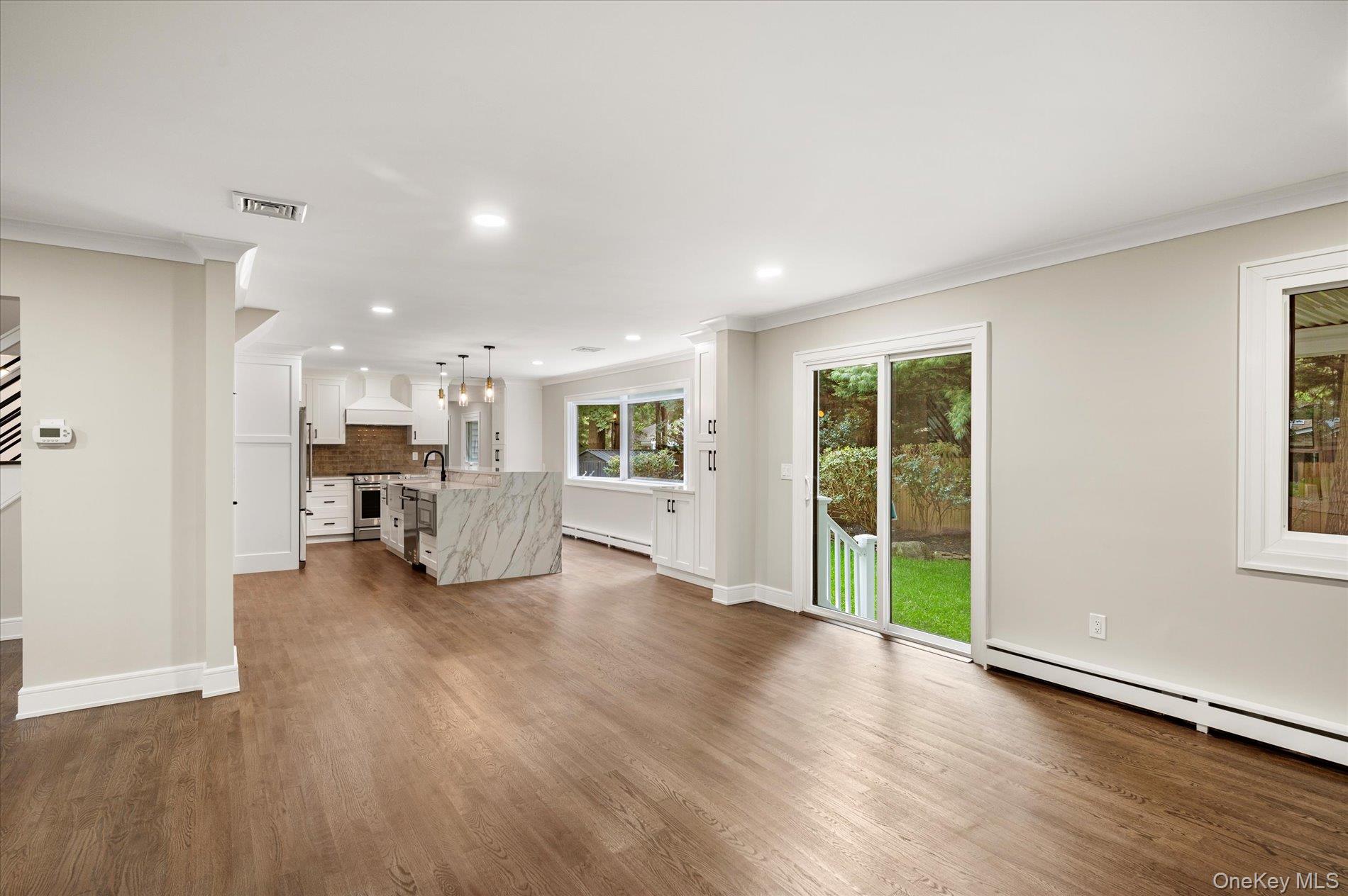 #9 photo, 20 Melody Lane, サフォーク郡 Kings Park , NY 11754